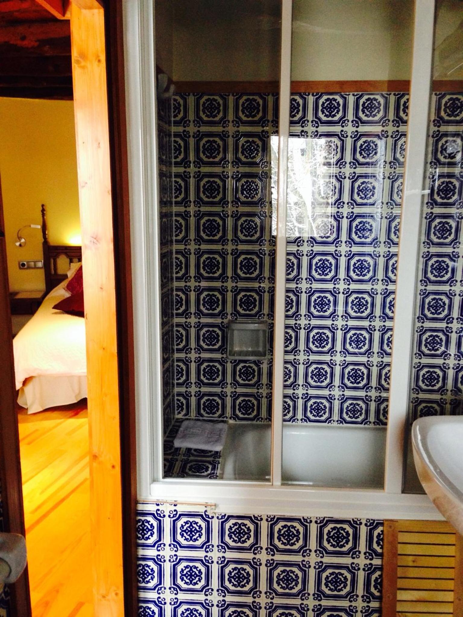 Double Room - Photo 2