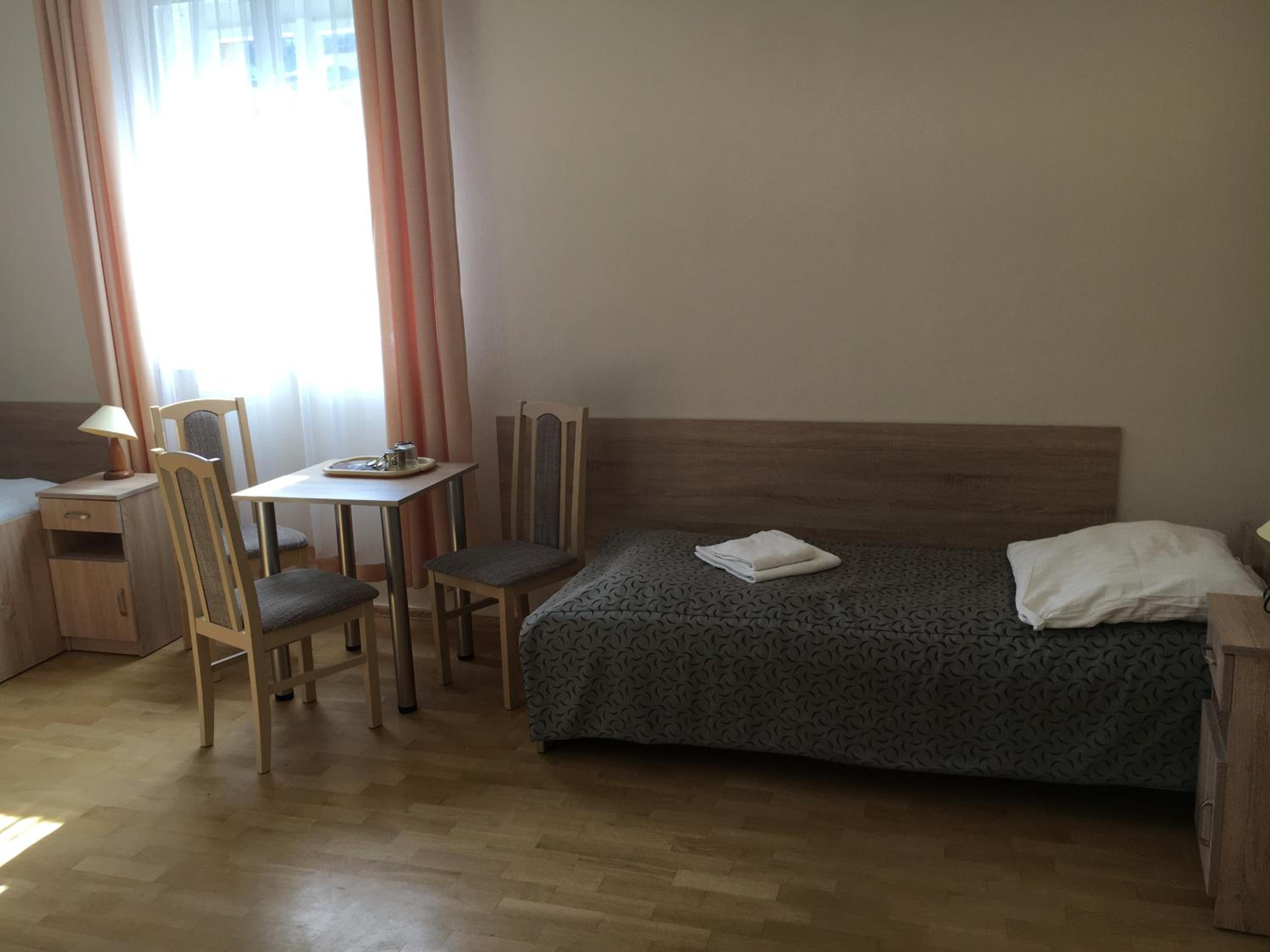 Triple Room with Shared External  Bathroom photo 2