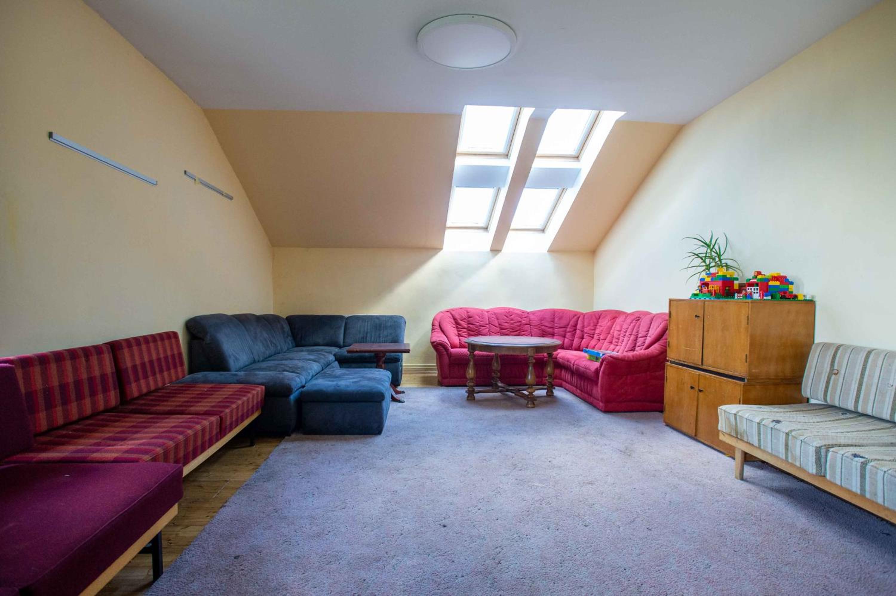 Family Room photo 3