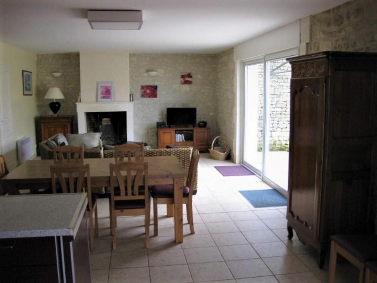 Three-Bedroom Cottage photo 1