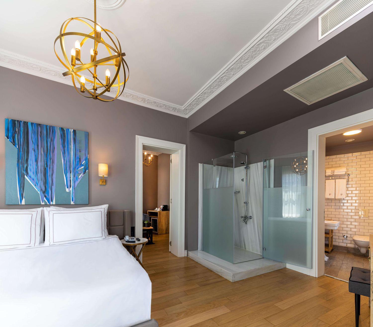 King Suite photo 2