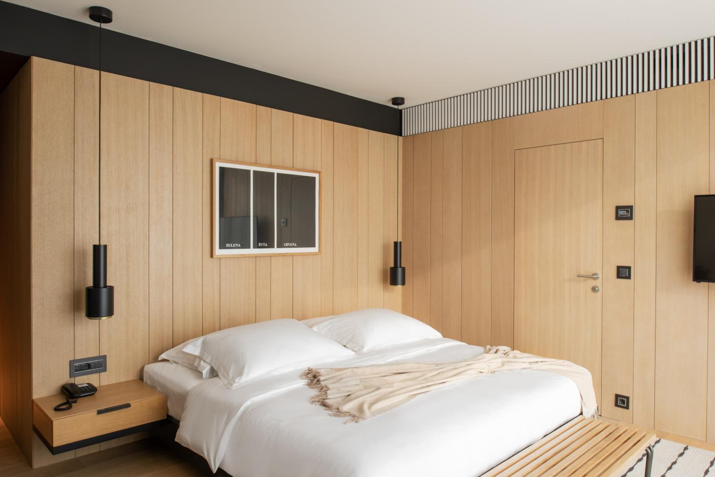 Deluxe Panoramic Double Room with City View