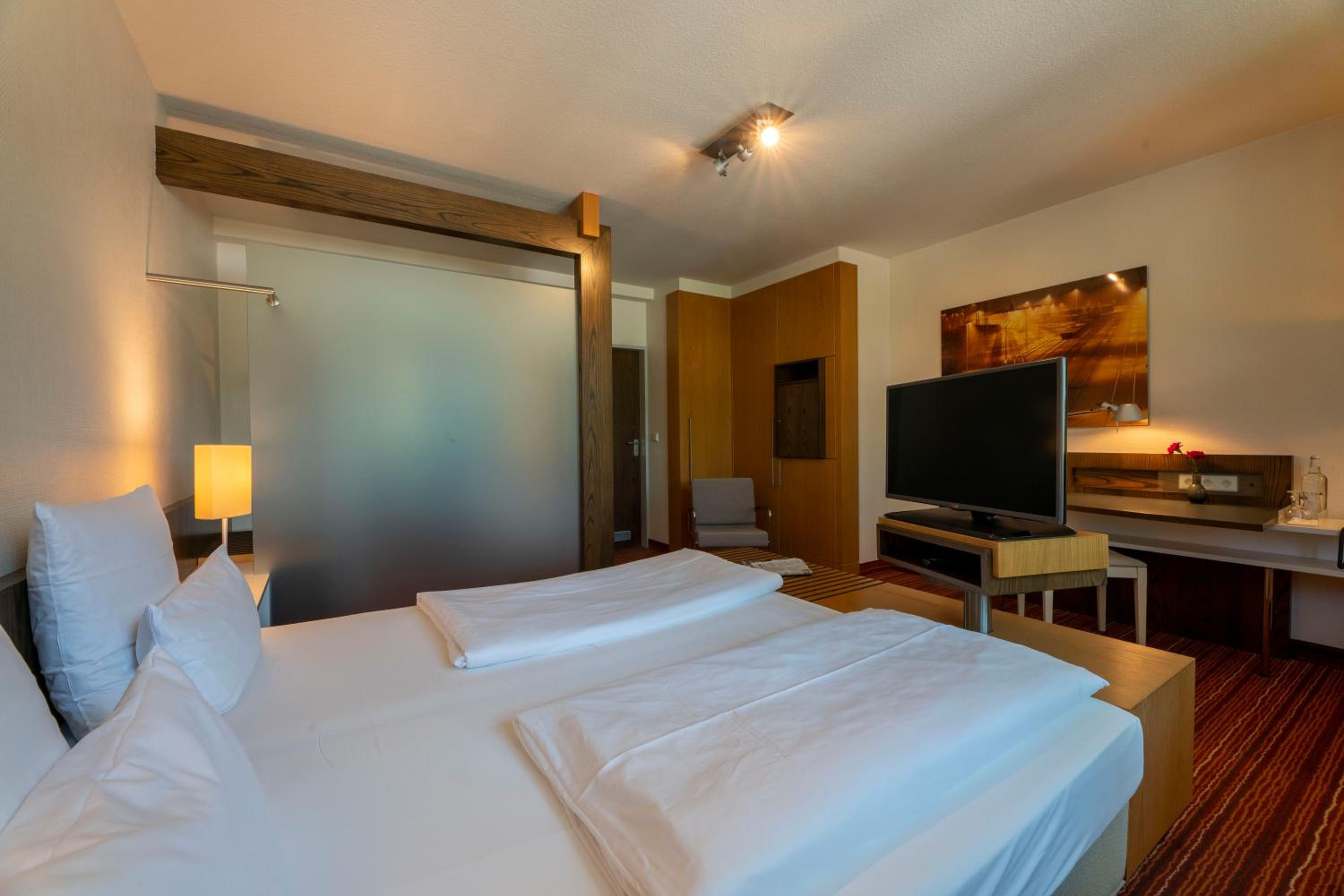 Business Double Room - Photo 2