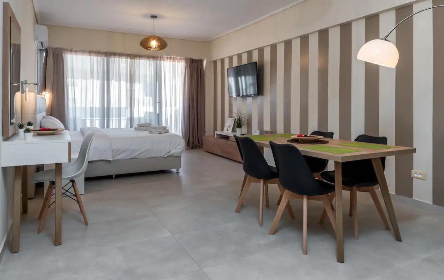 Two-Bedroom Apartment with Balcony and View of the Acropolis