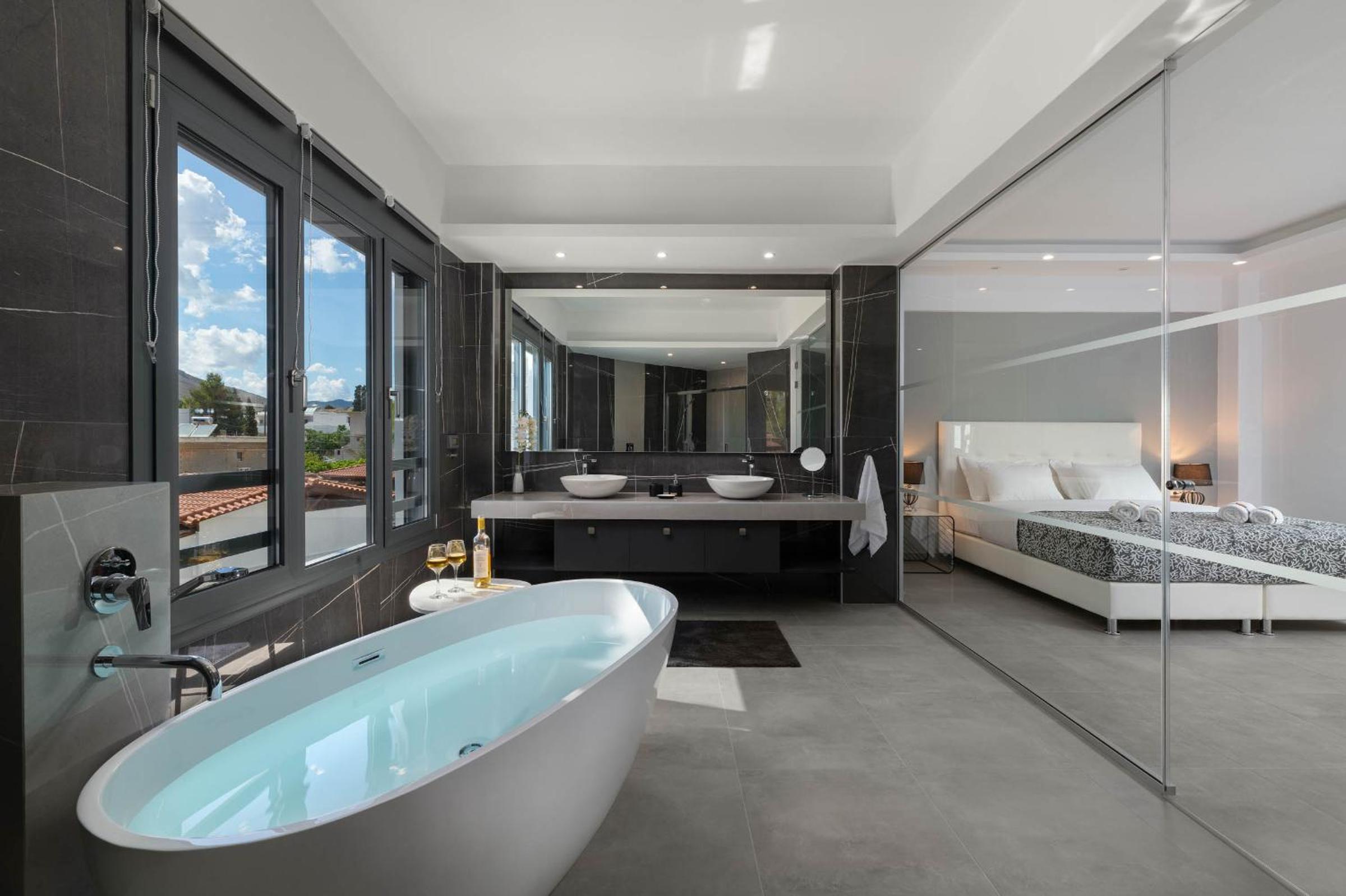 Villa photo 3