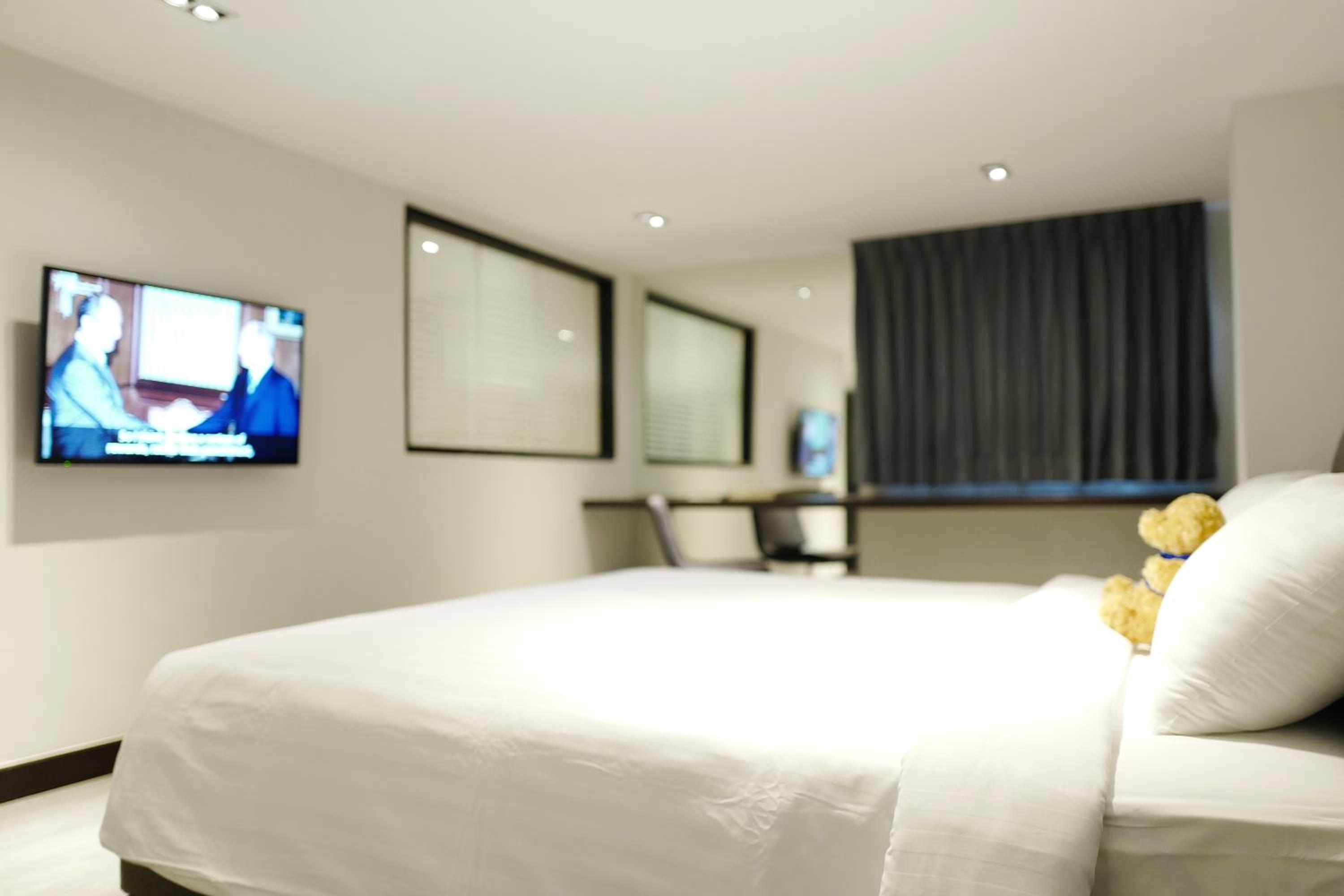 Single Room with Spa Bath photo 3