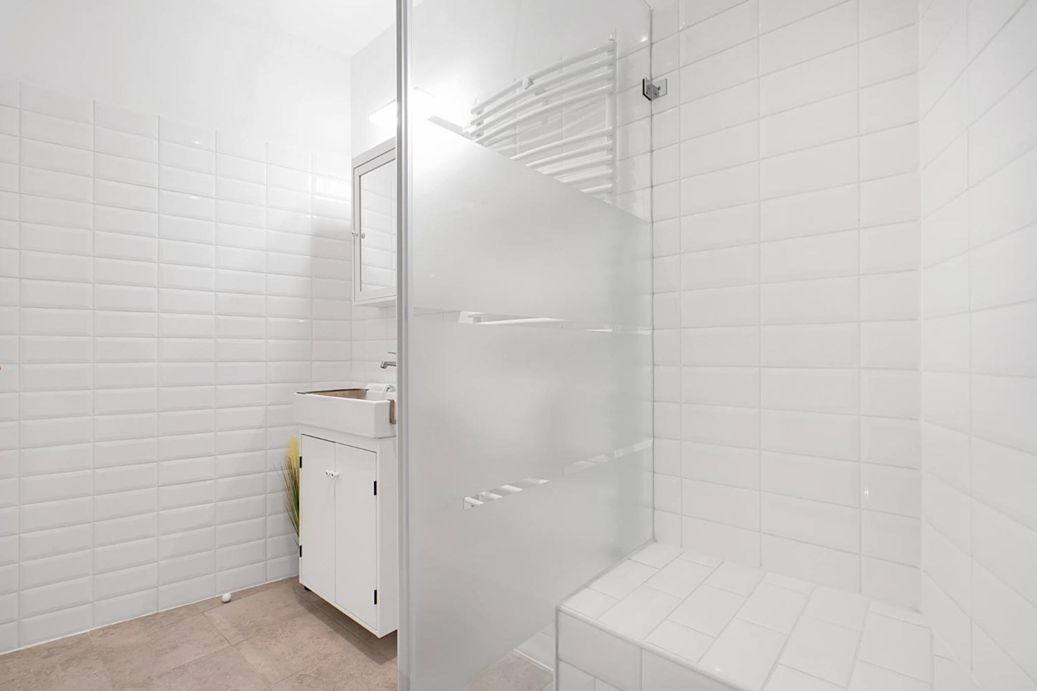 Apartment - Photo 11