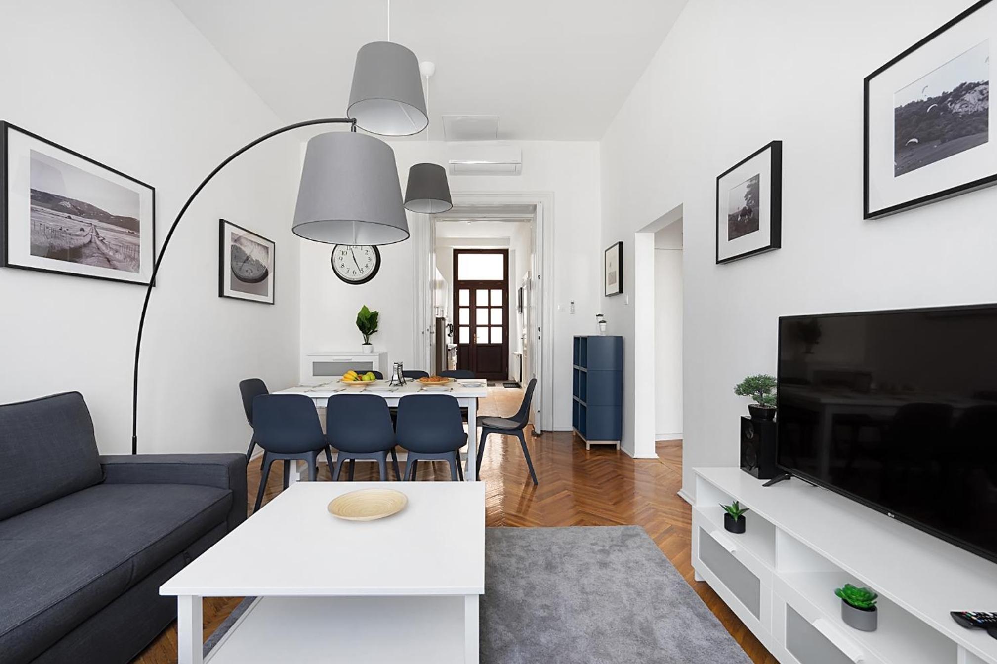 Apartment - Photo 3