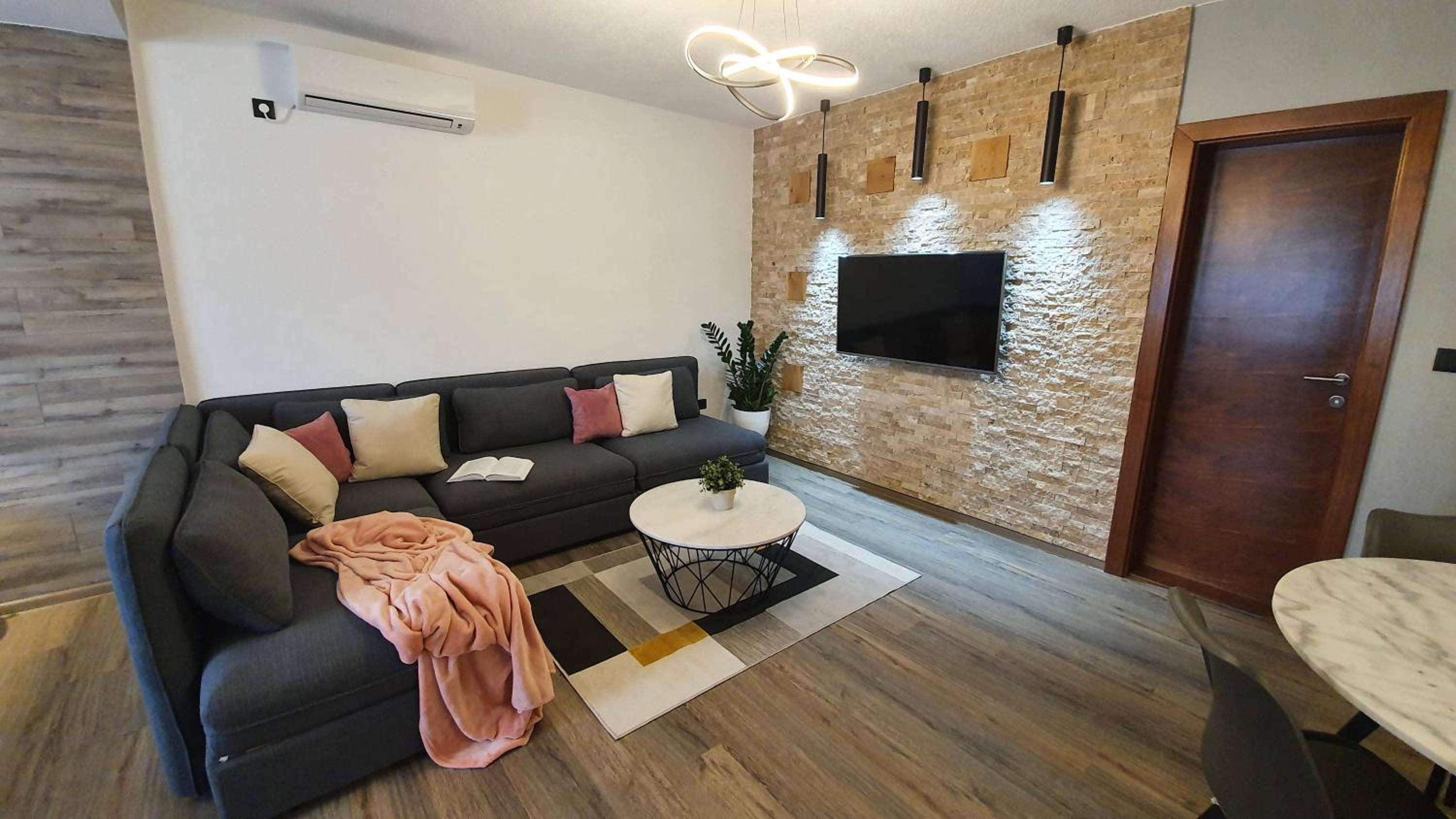 Studio With Terrace photo 2