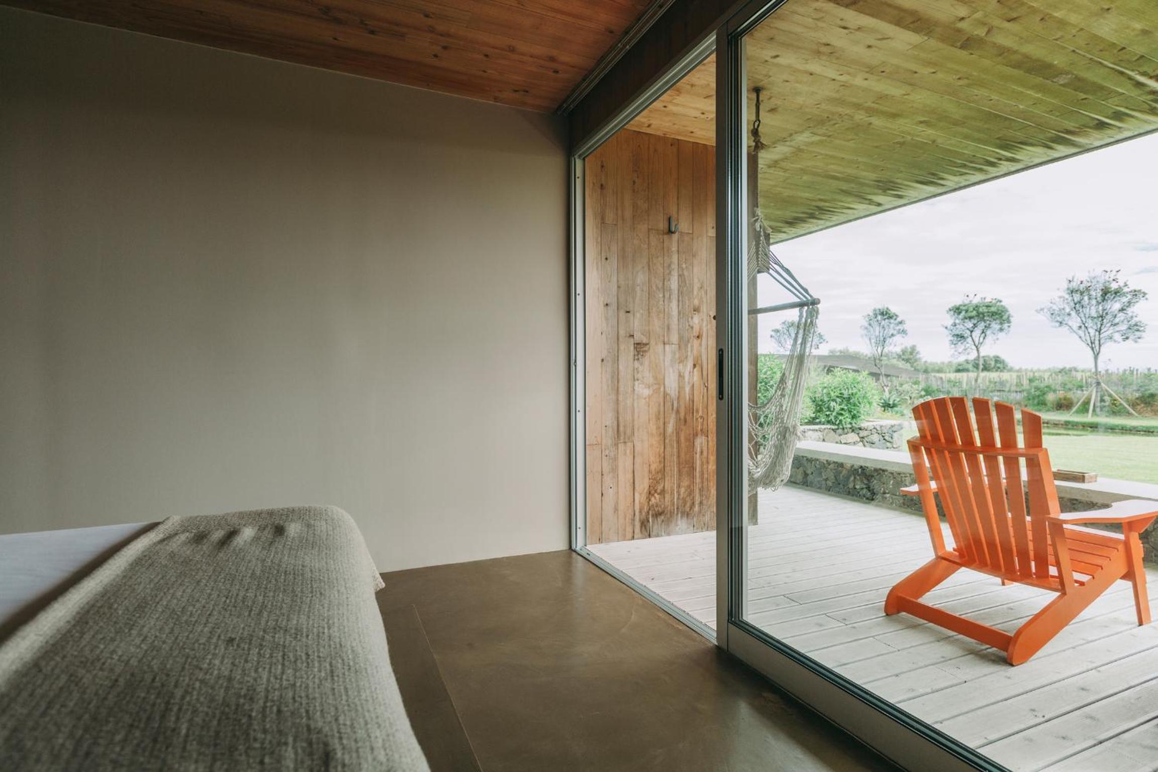 Two-Bedroom Villa with Garden View and Private Hot Tub, photo 6