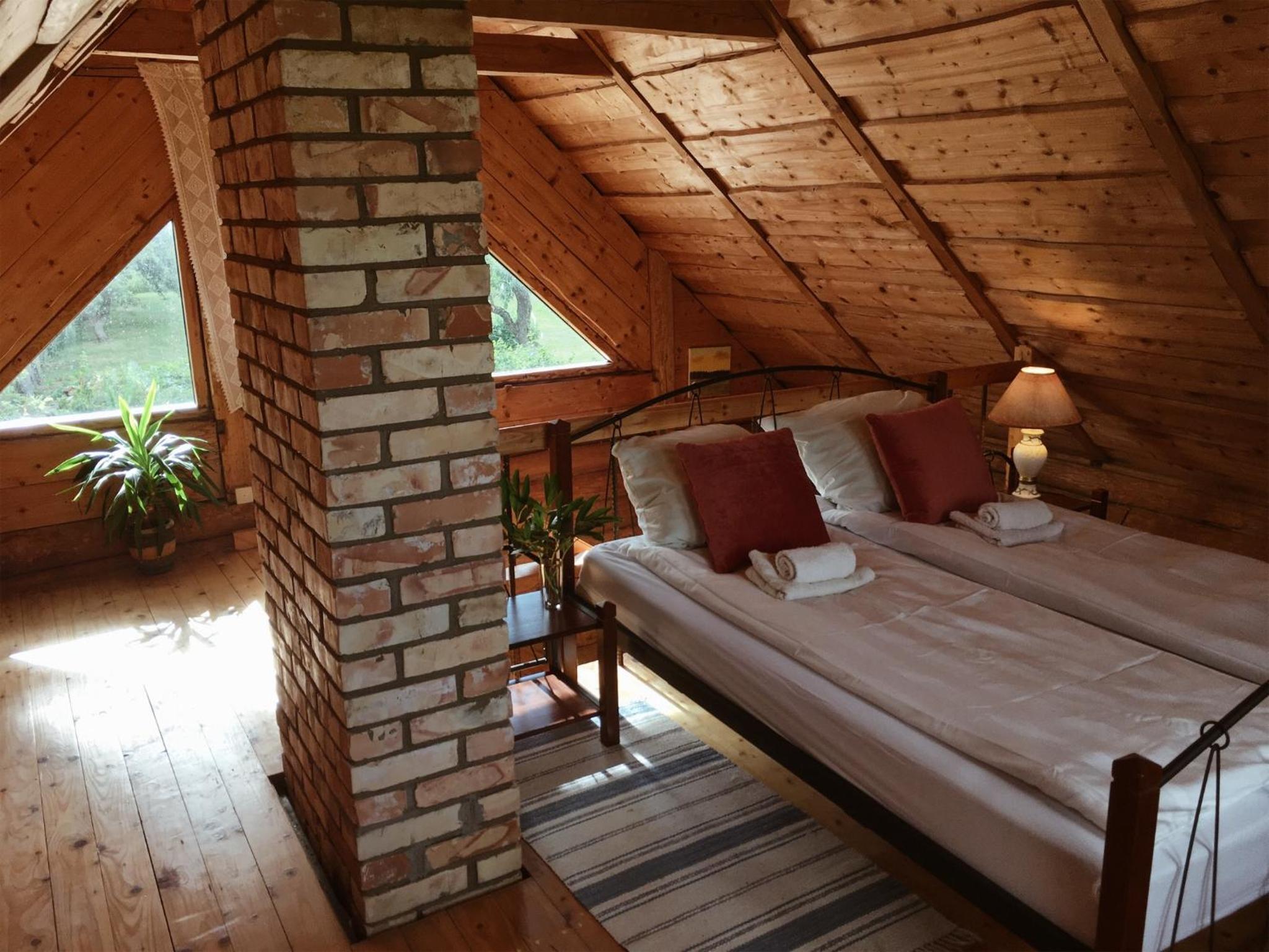 One-Bedroom House - Photo 9