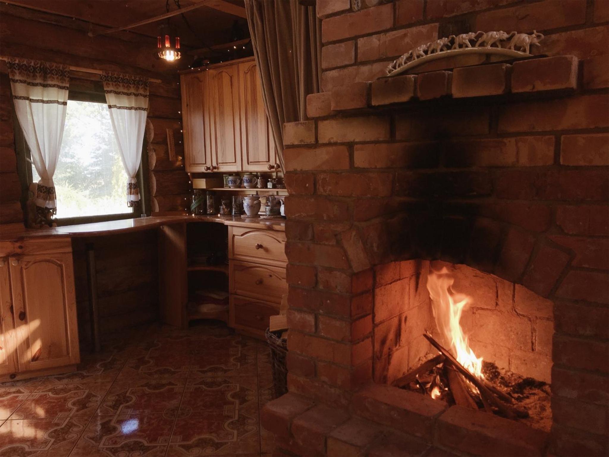 One-Bedroom House - Photo 11