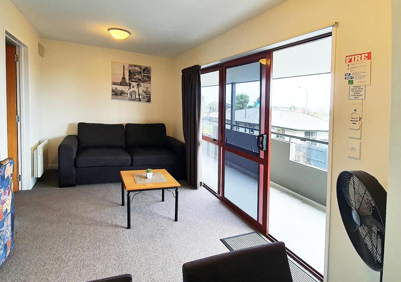 One-Bedroom Suite photo 3