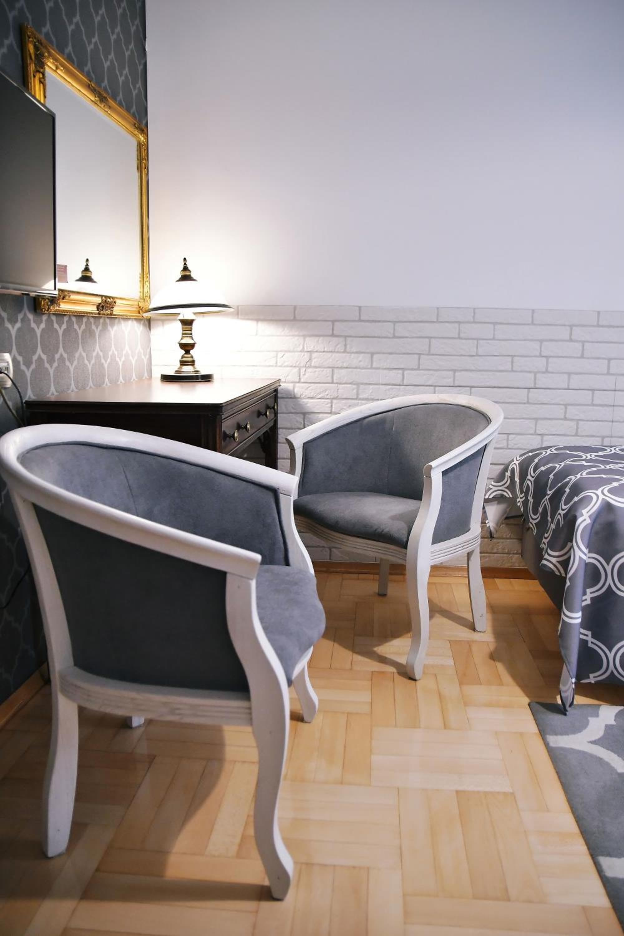 Double or Twin Room - Photo 14