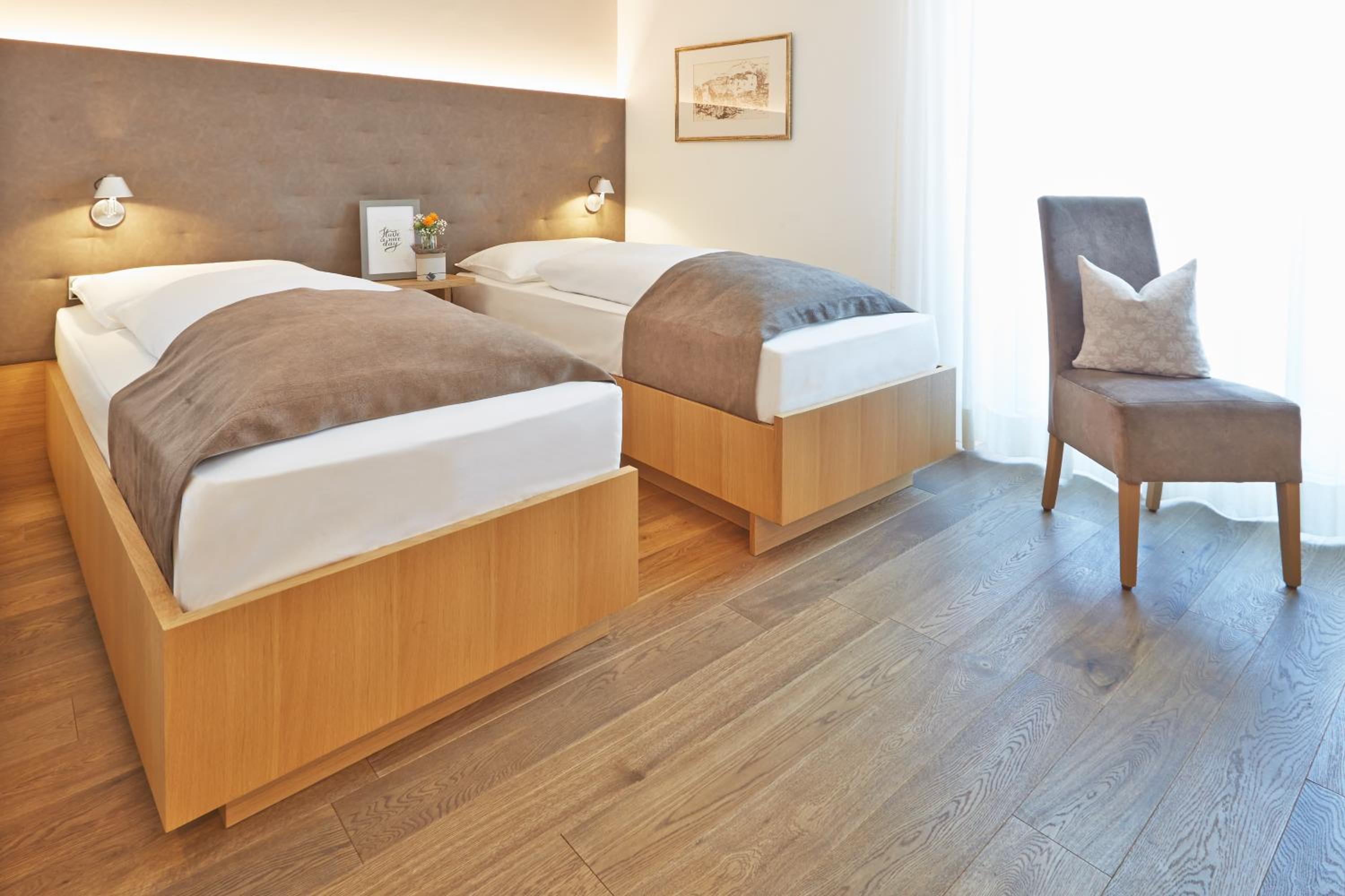 Double or Twin Room - Photo 6