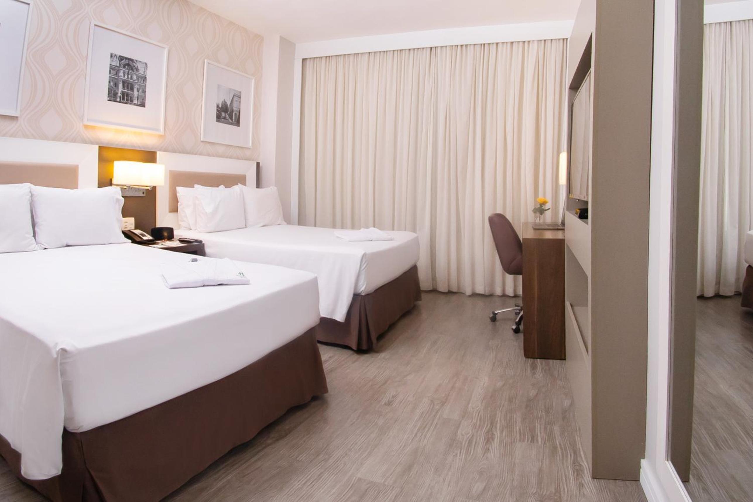 Premium Double Room with Two Double Beds photo 1