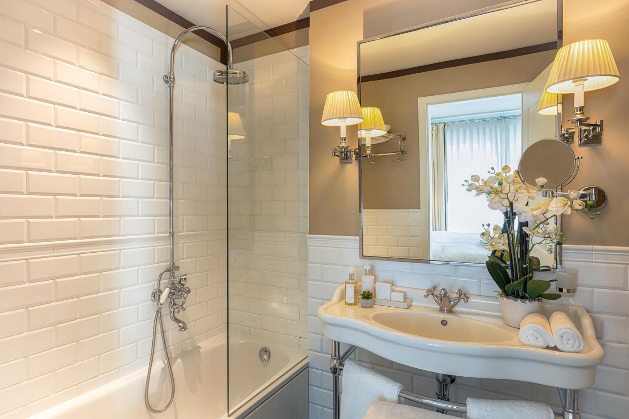 Deluxe Suite photo 2