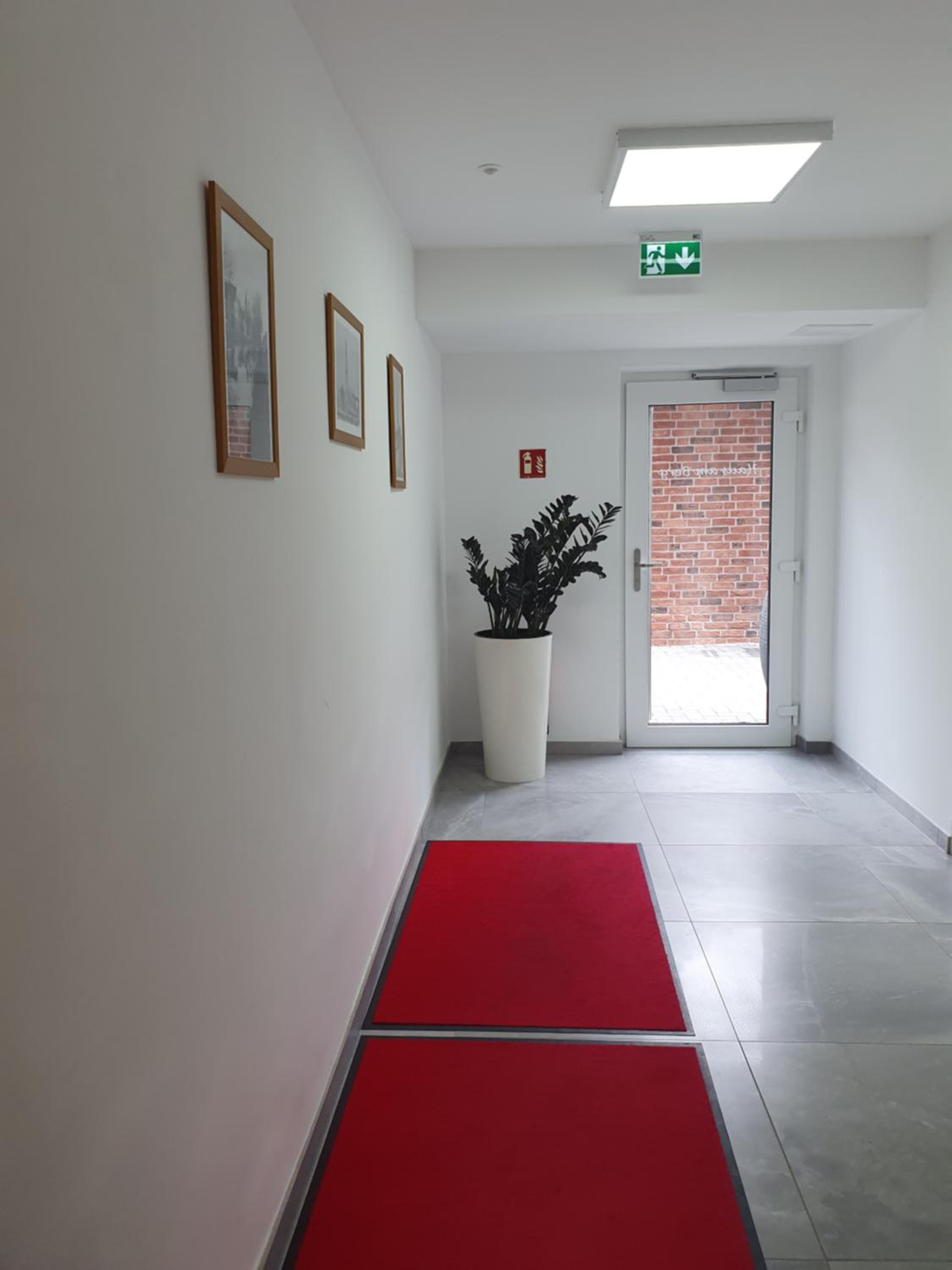 Apartment photo 3