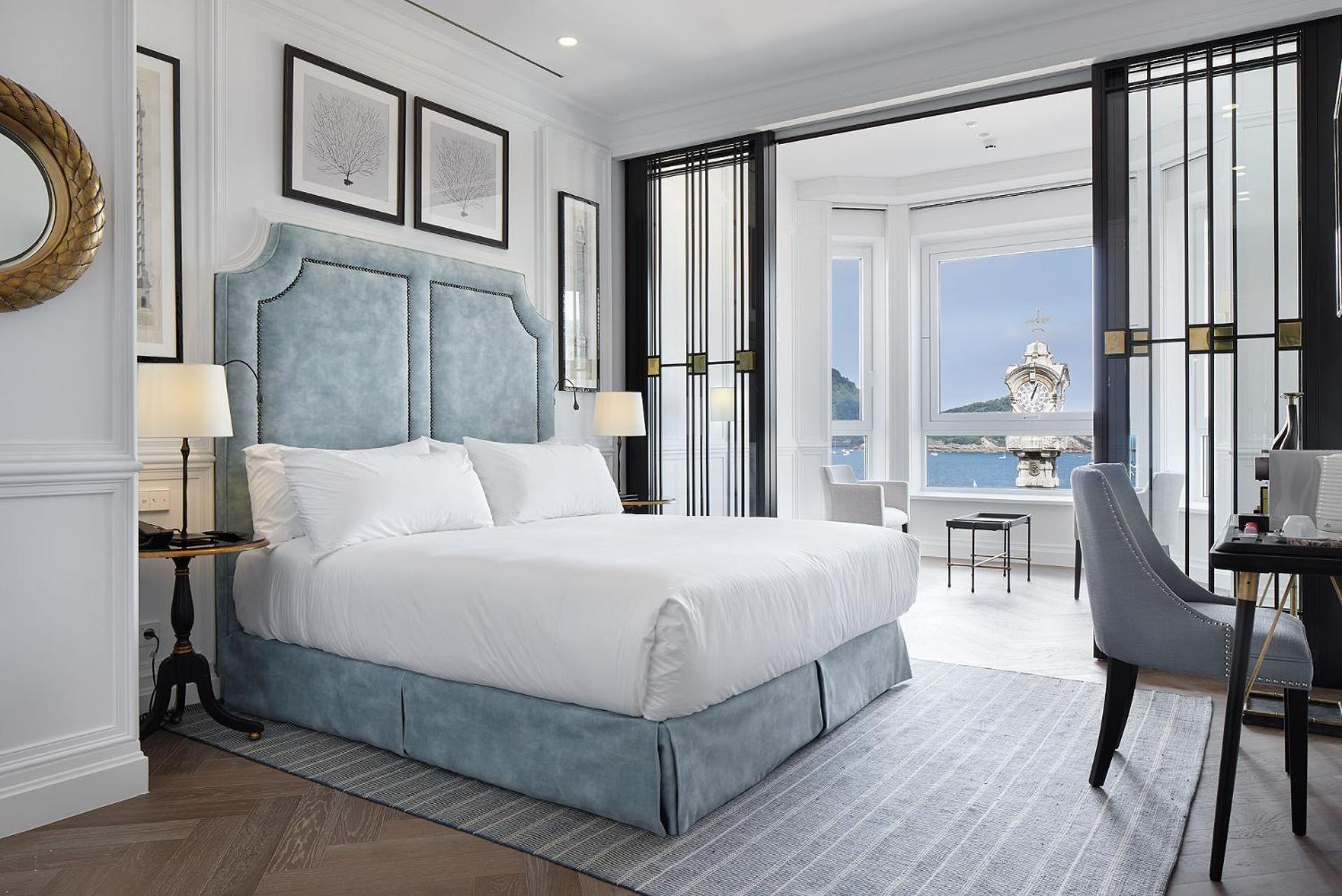 Suite Junior con vista al mar.