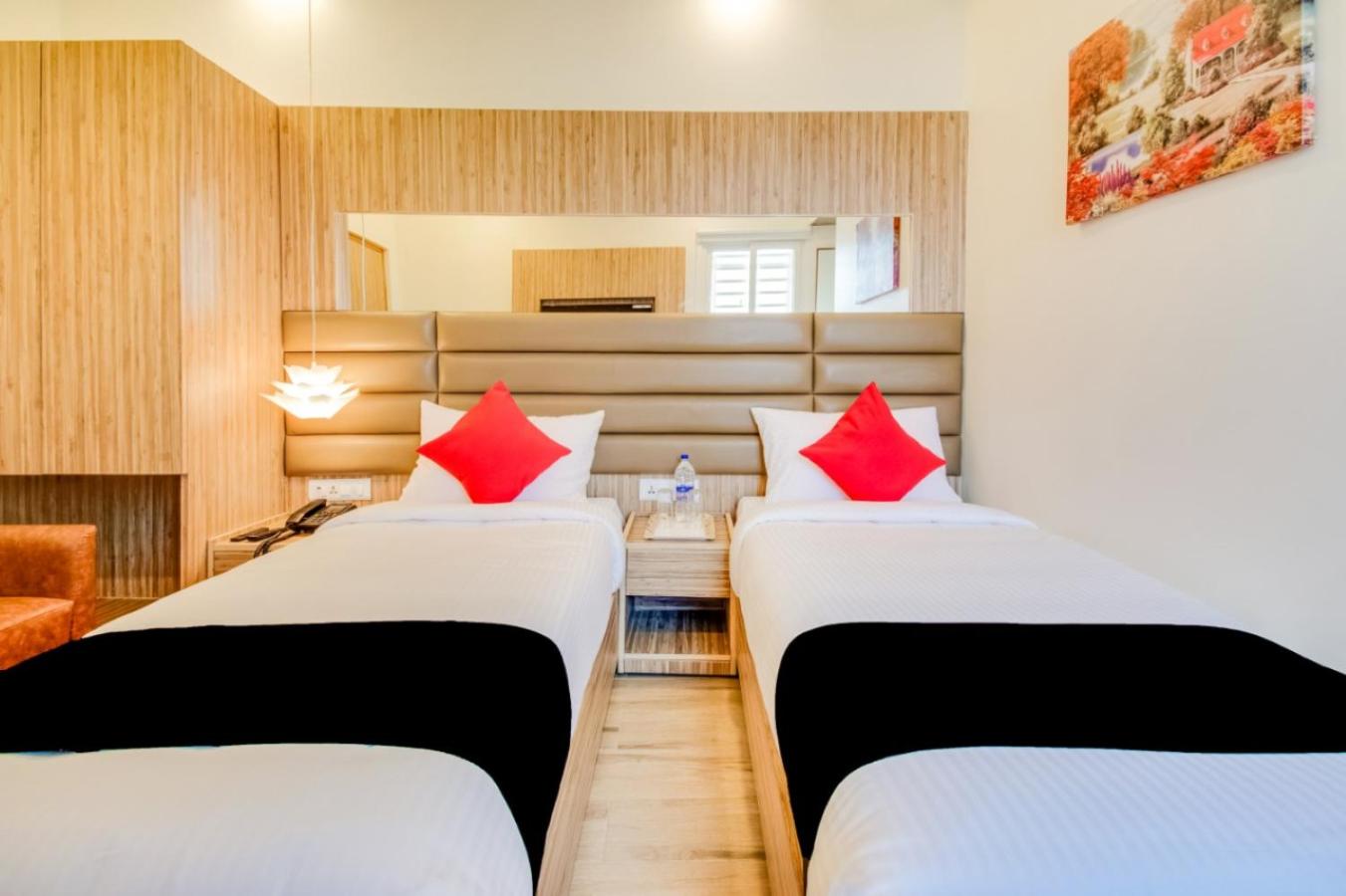 Deluxe Double or Twin Room - Photo 2