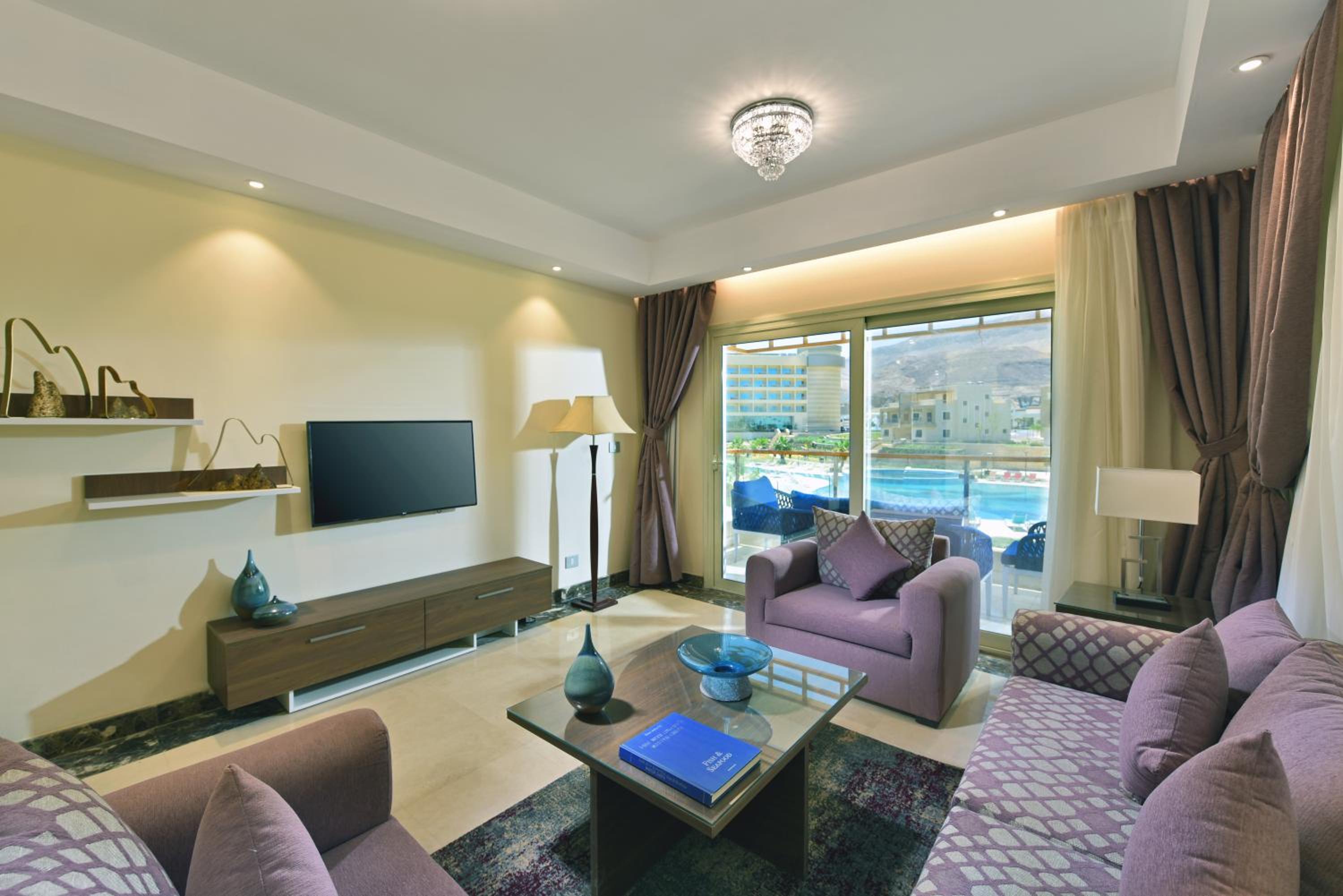 Three-Bedroom Villa - Photo 1