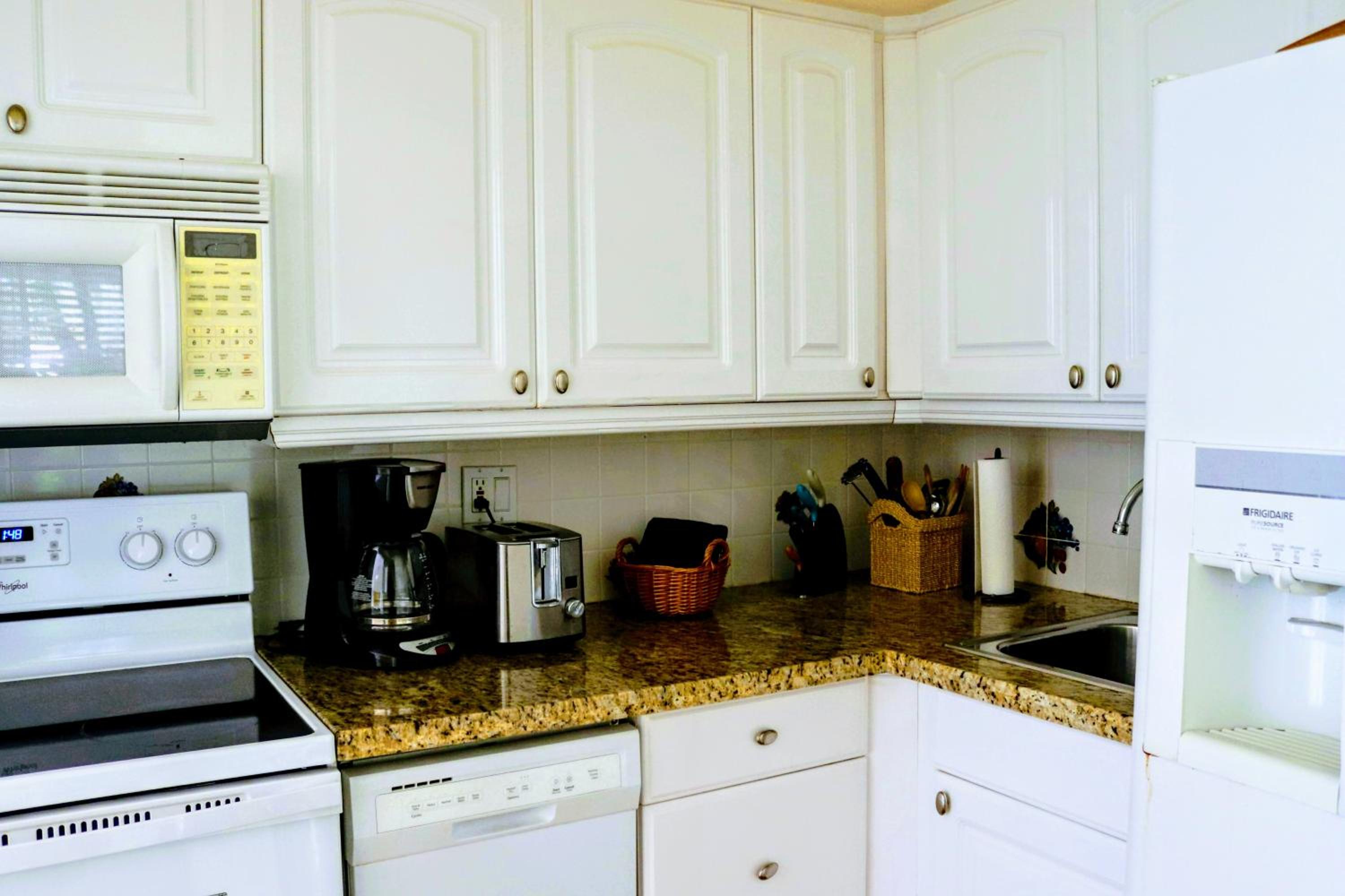 Island Delight Two-Bedroom - Photo 12