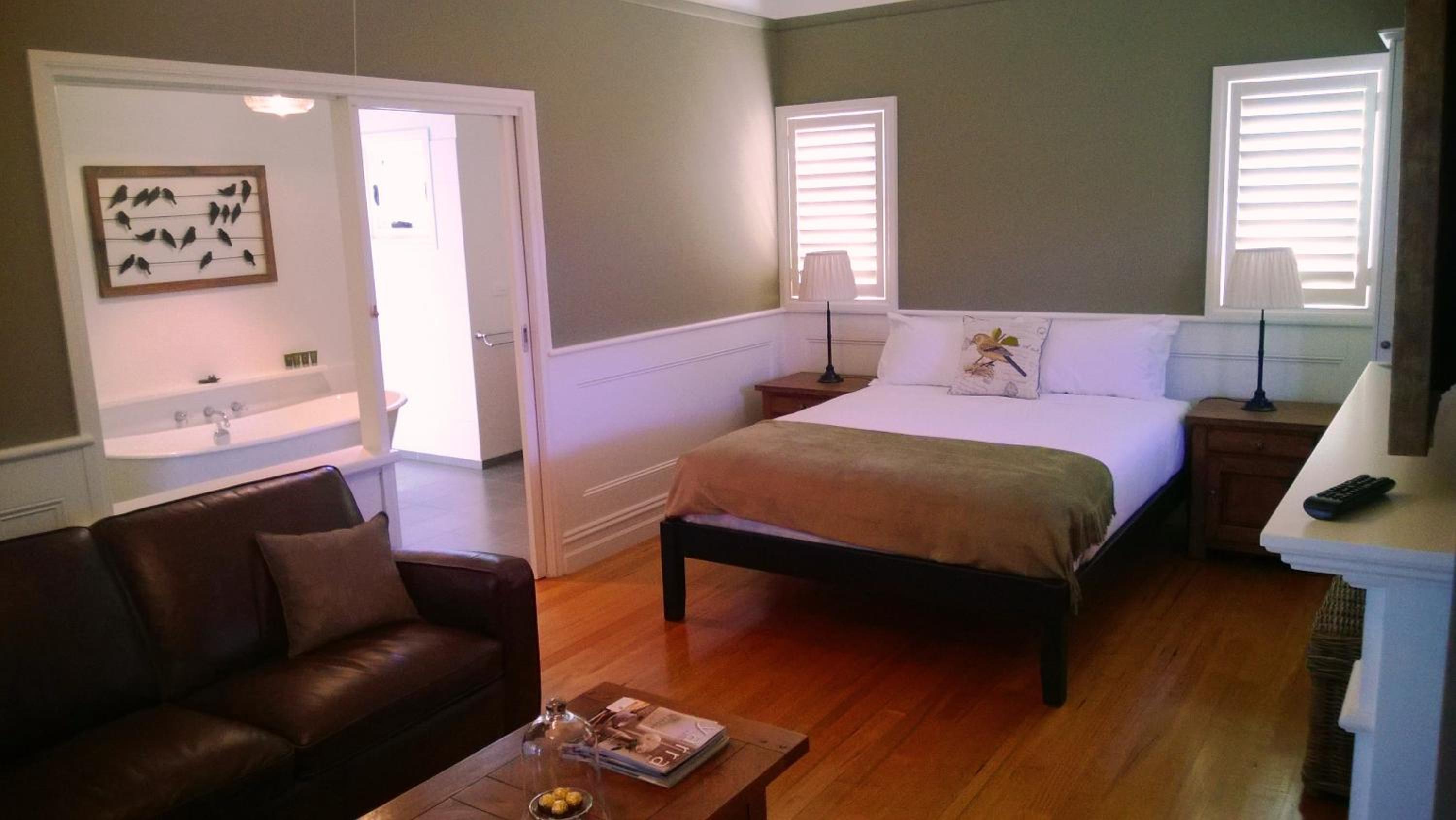 One-Bedroom Cottage - Orchard photo 2