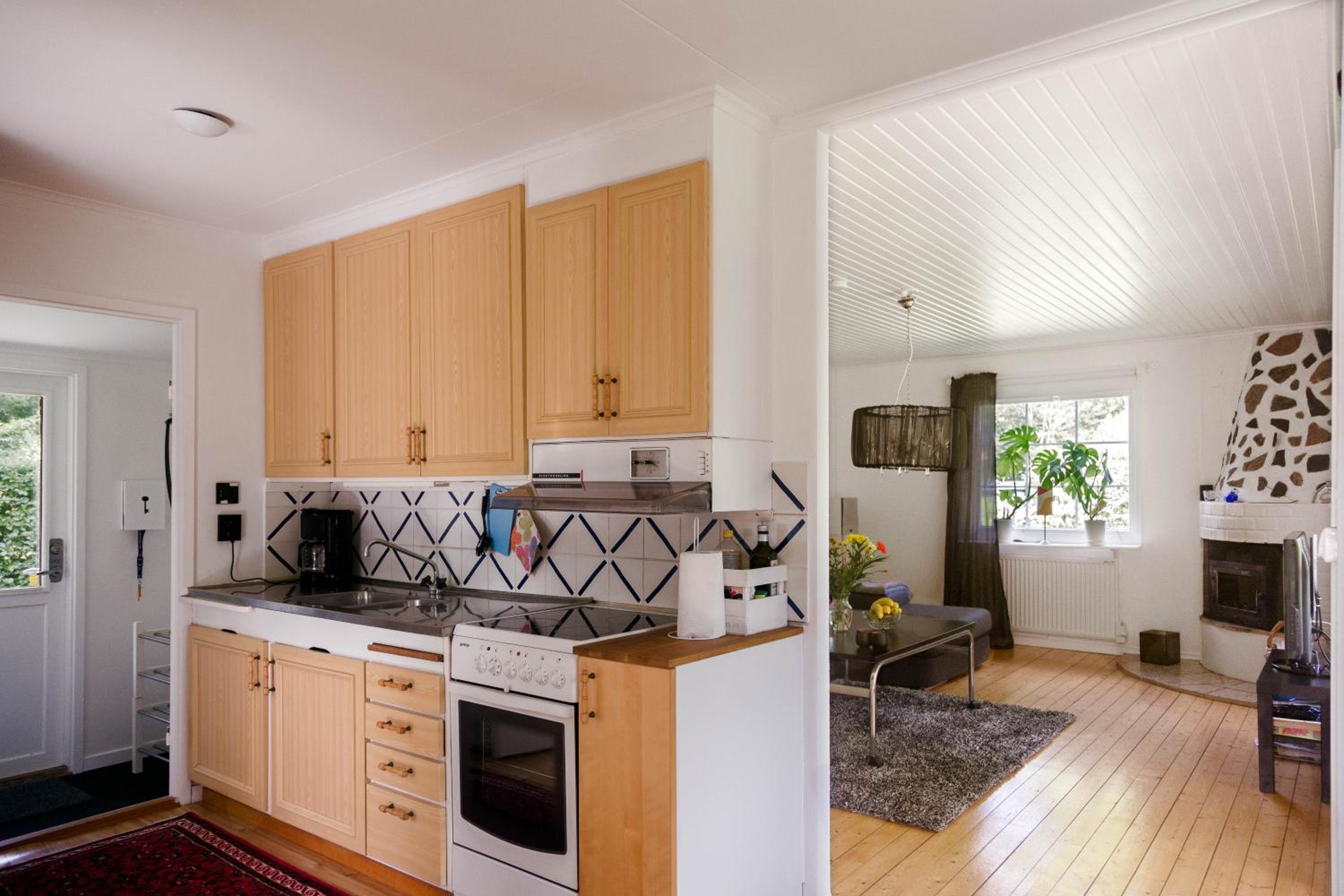 Three-Bedroom House photo 2