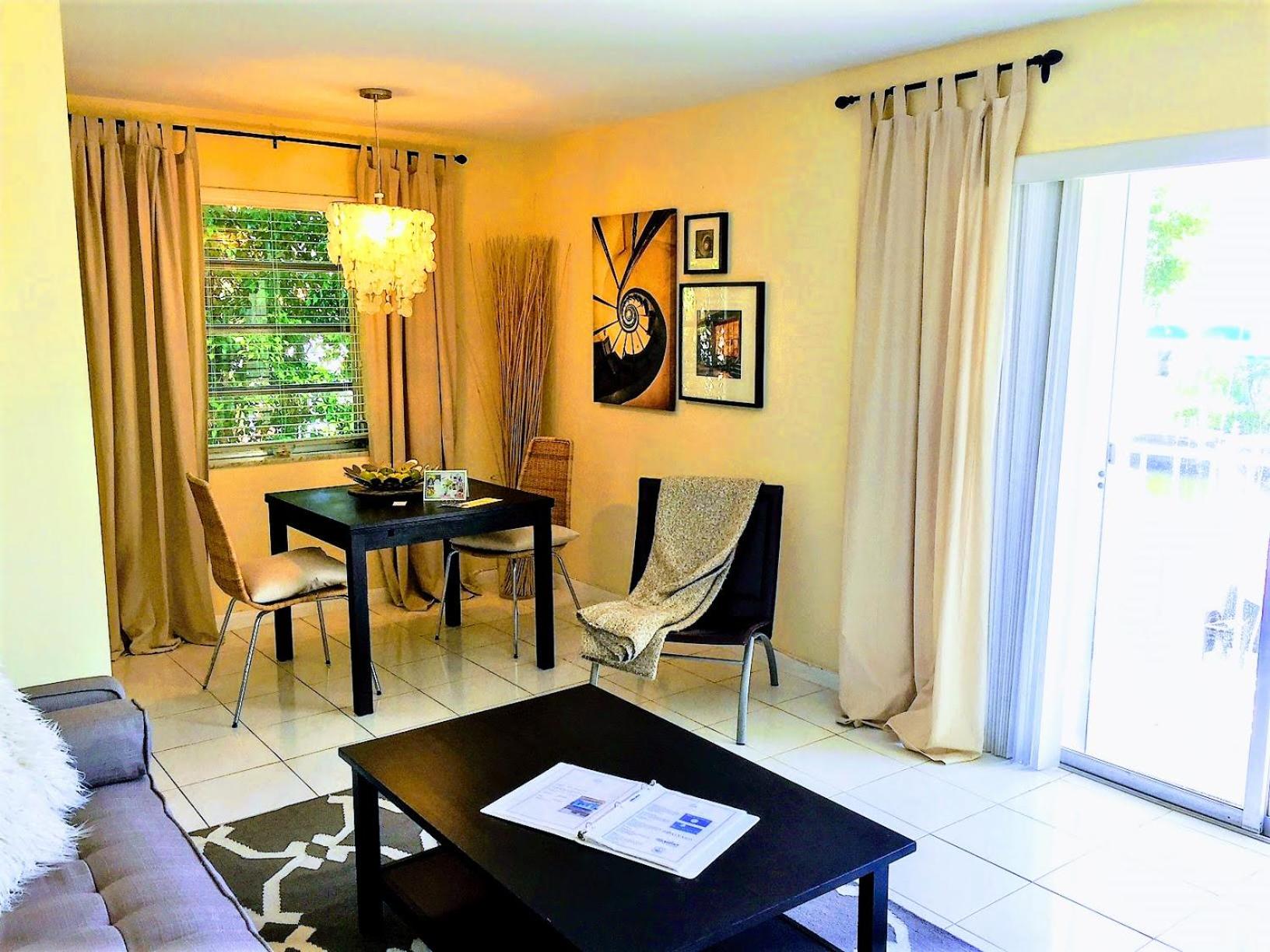 Belize One-Bedroom - Photo 1