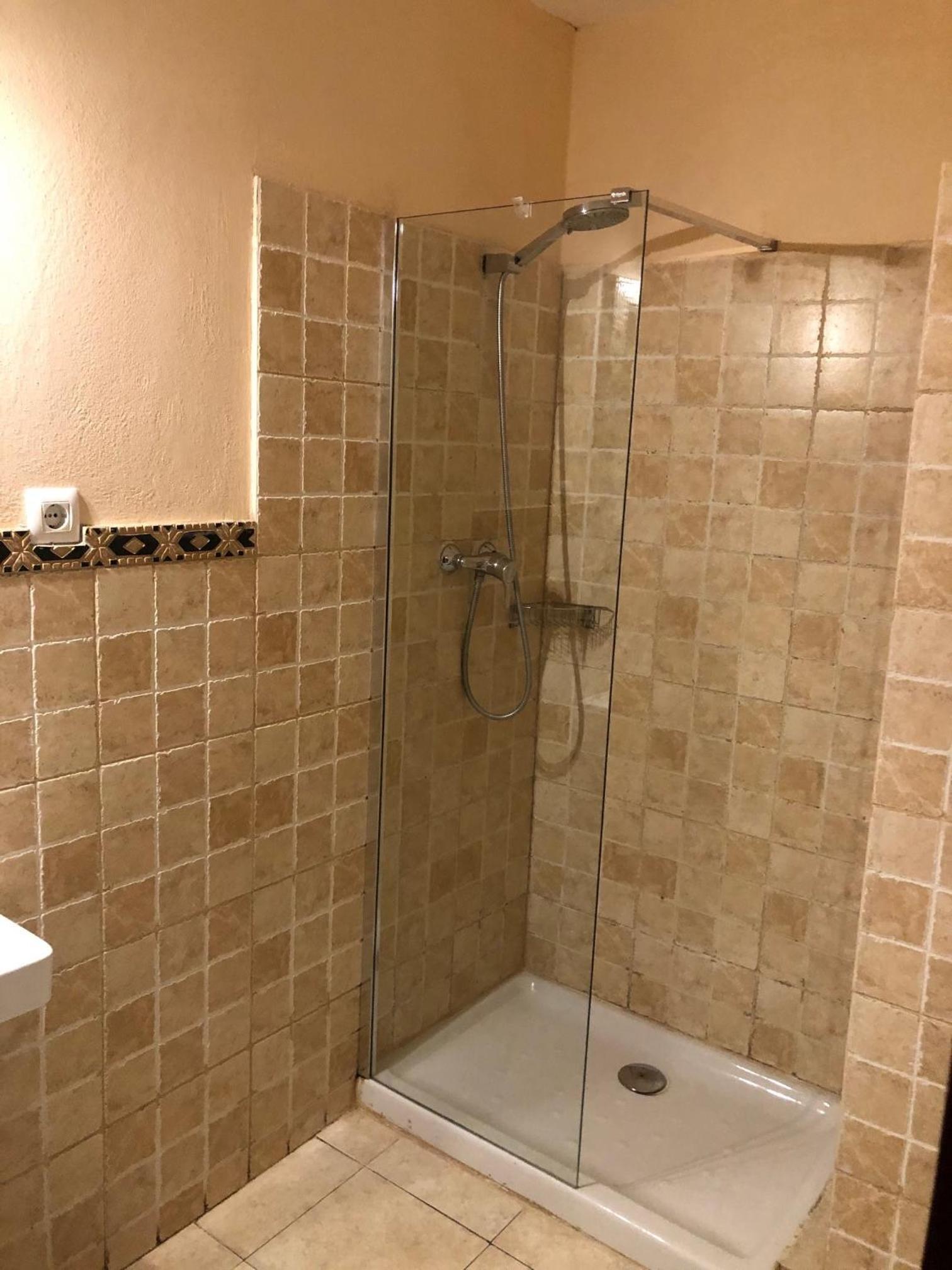 Standard Double or Twin Room - Photo 27