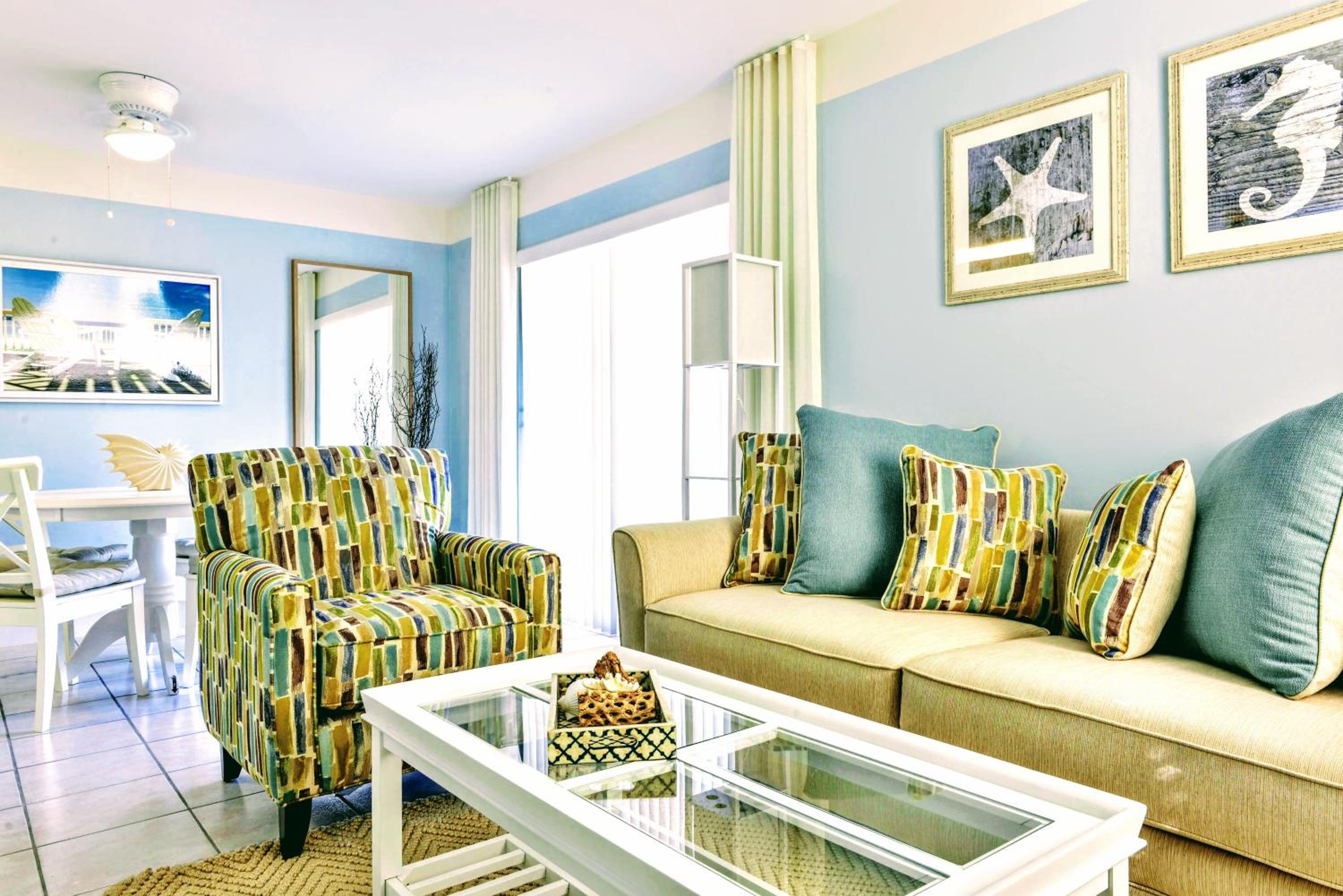 Capri One-Bedroom - Photo 19