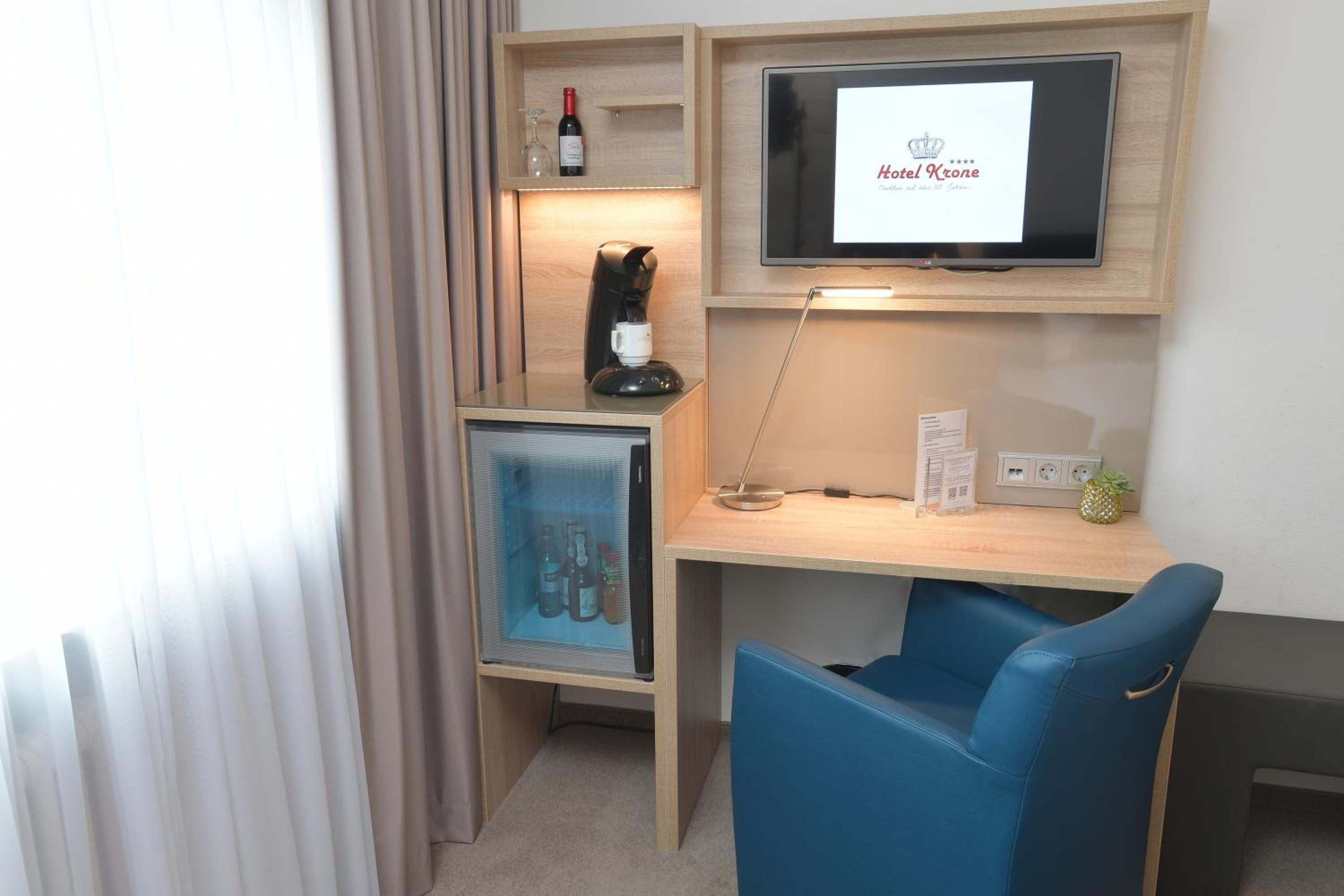 Business Double Room - Photo 1