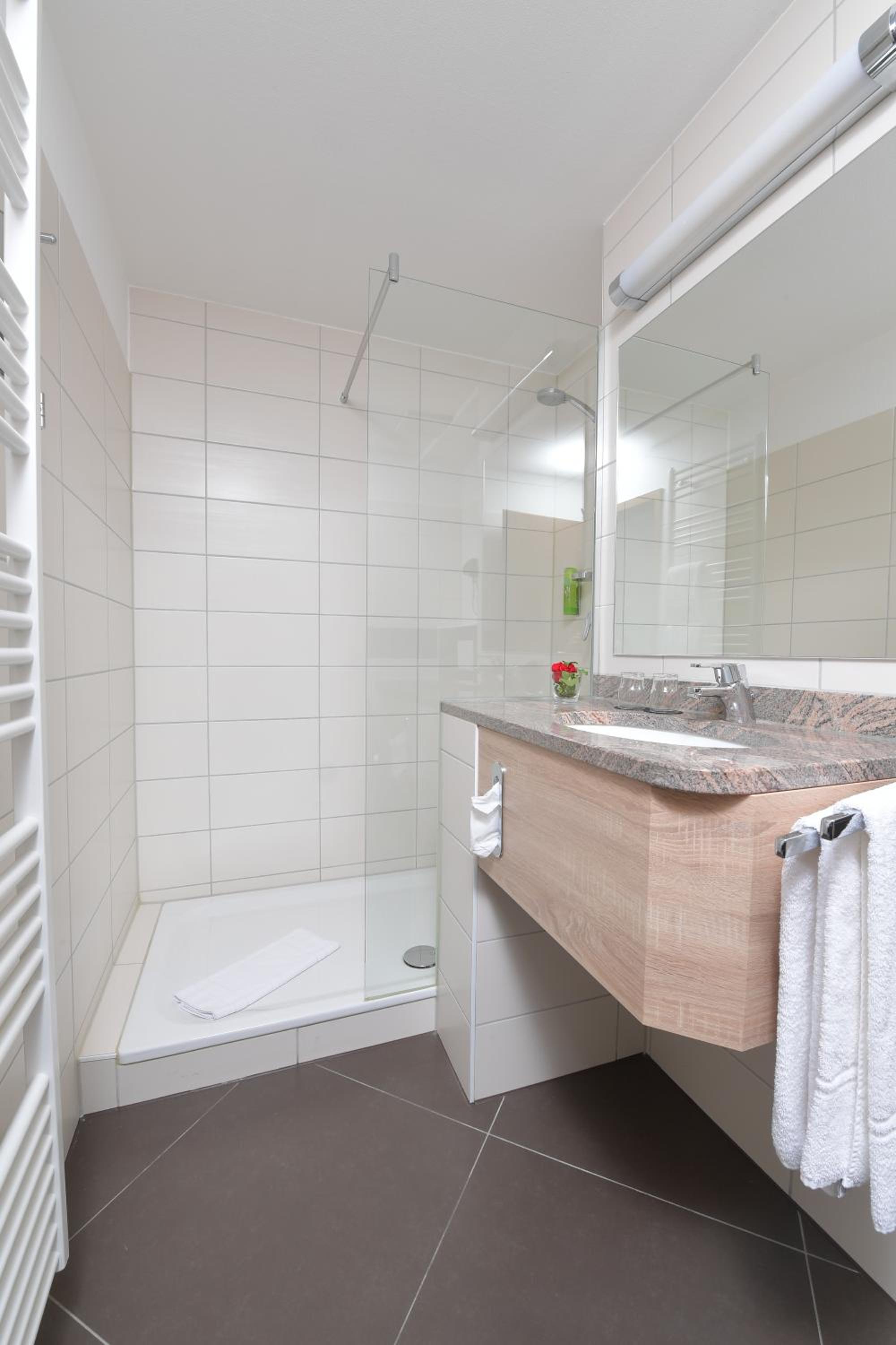 Business Double Room - Photo 5
