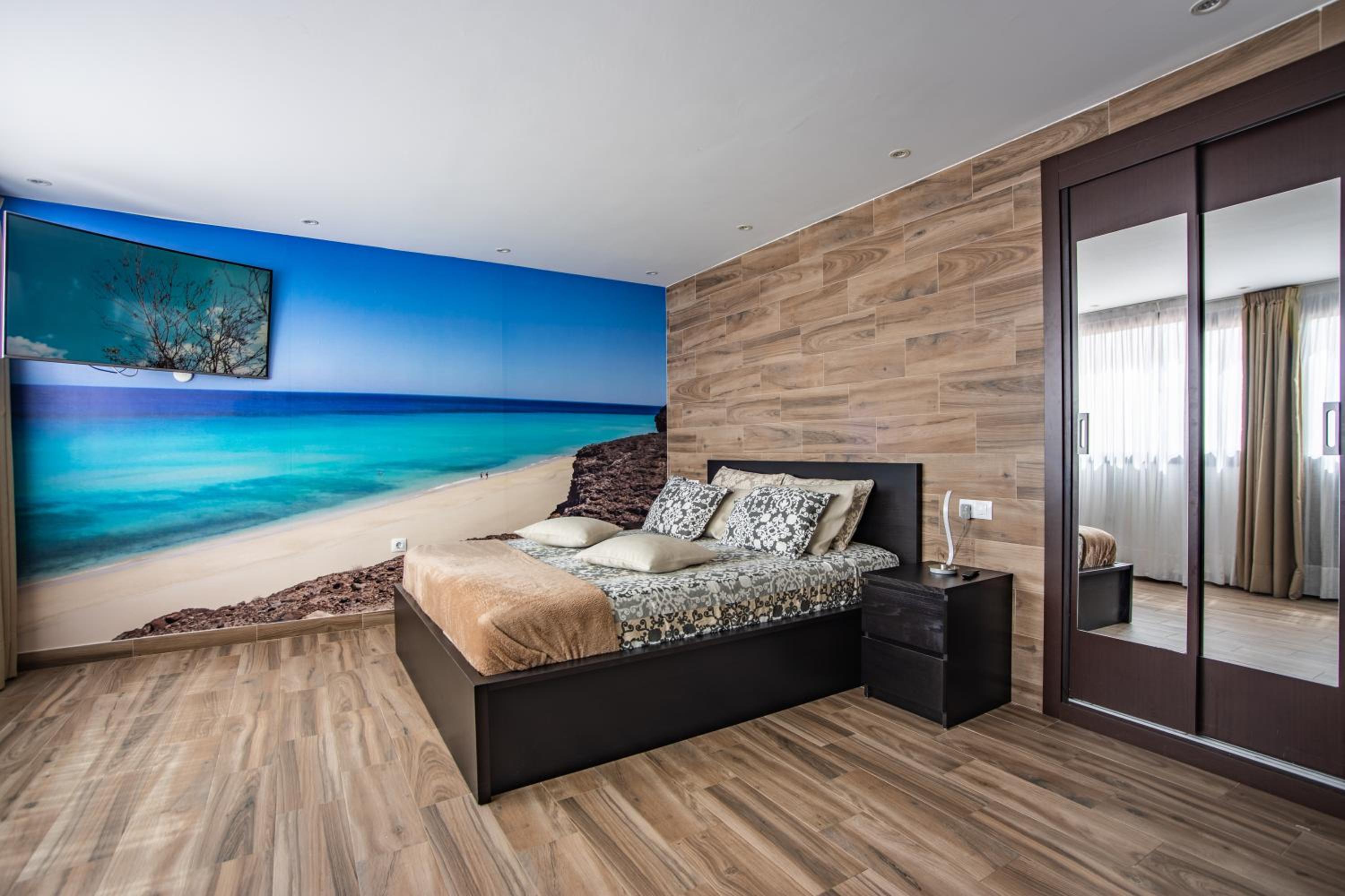 Apartment - Photo 1