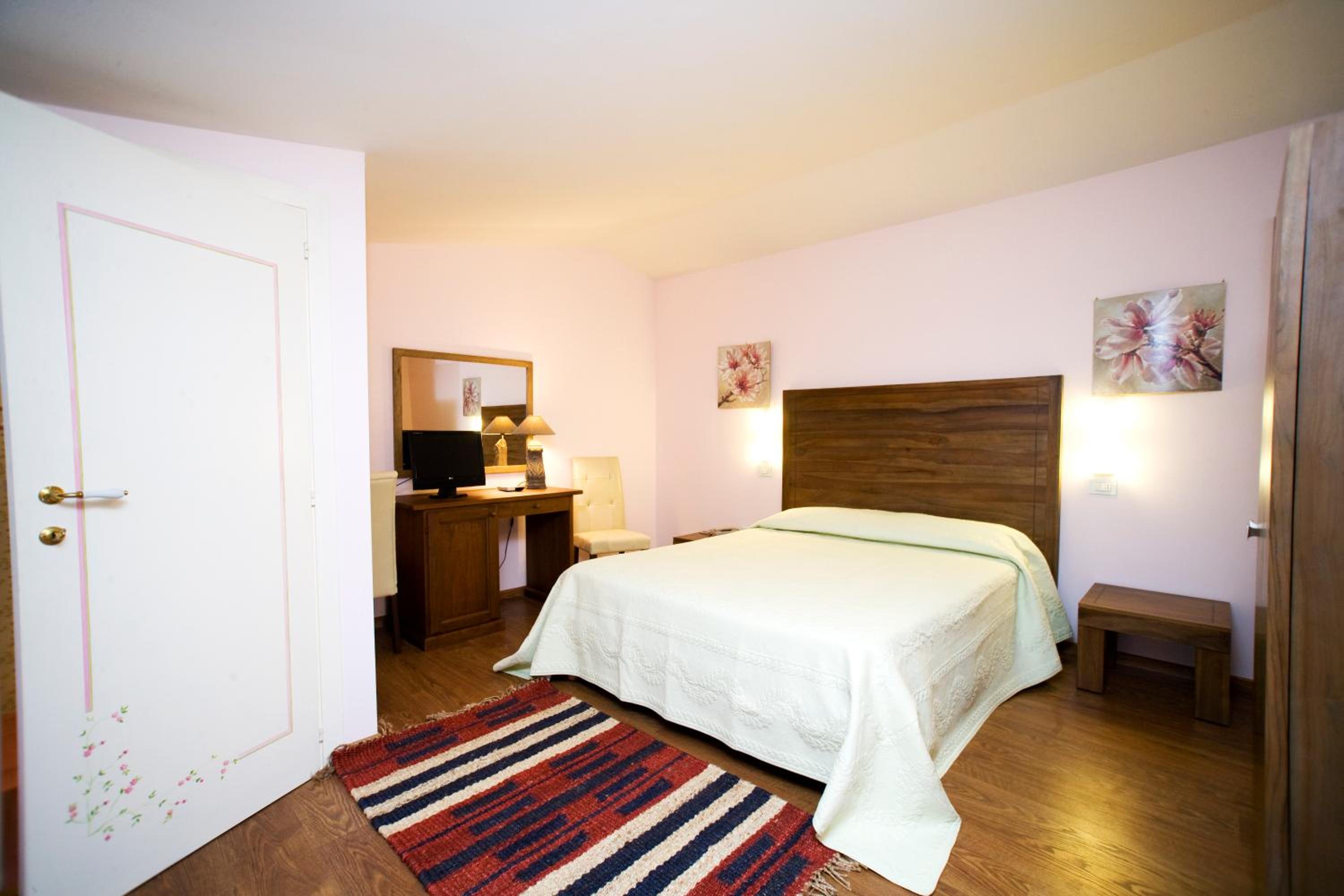 Superior Double Or Twin Room photo 1