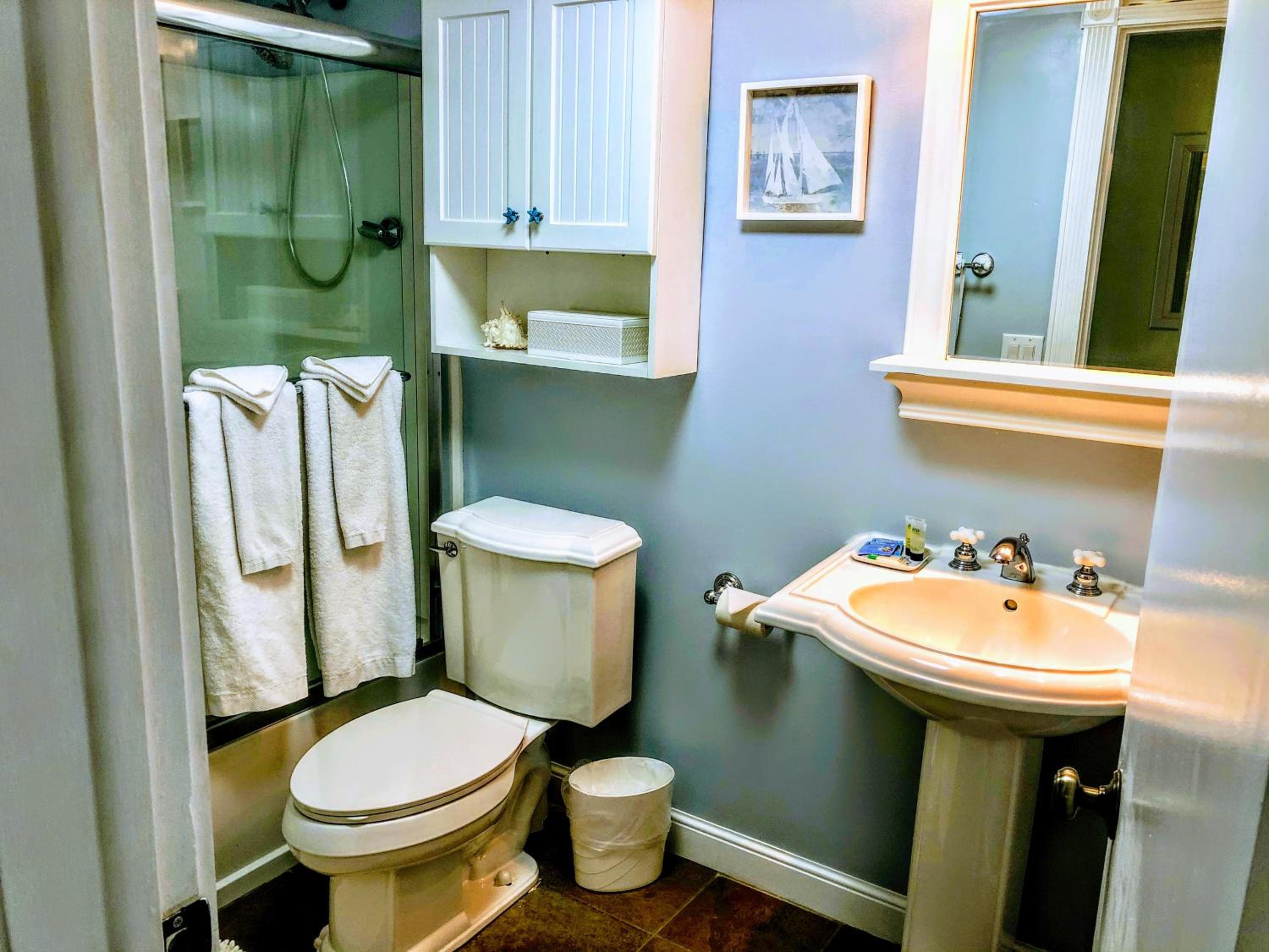Key West One-Bedroom - Photo 7