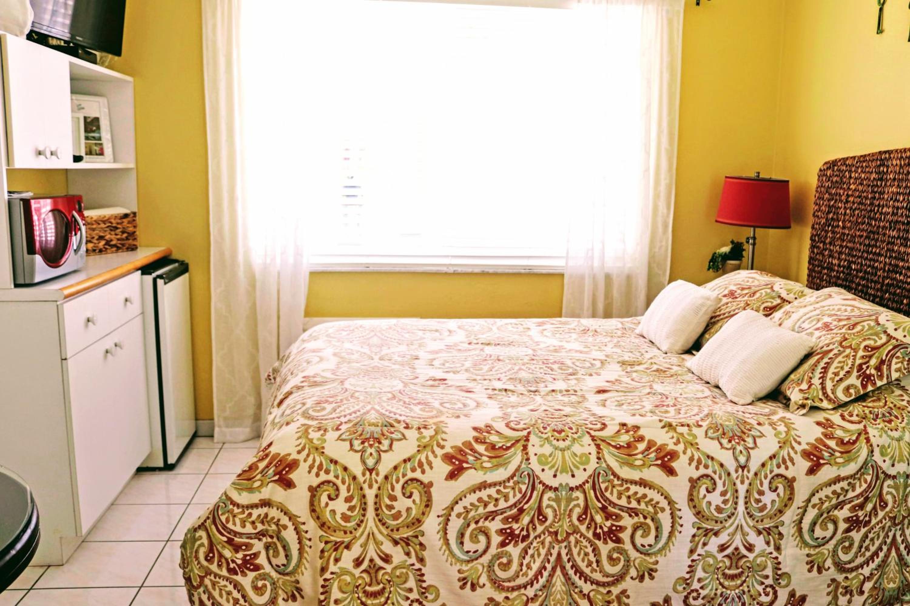 Deluxe Queen Room photo 2