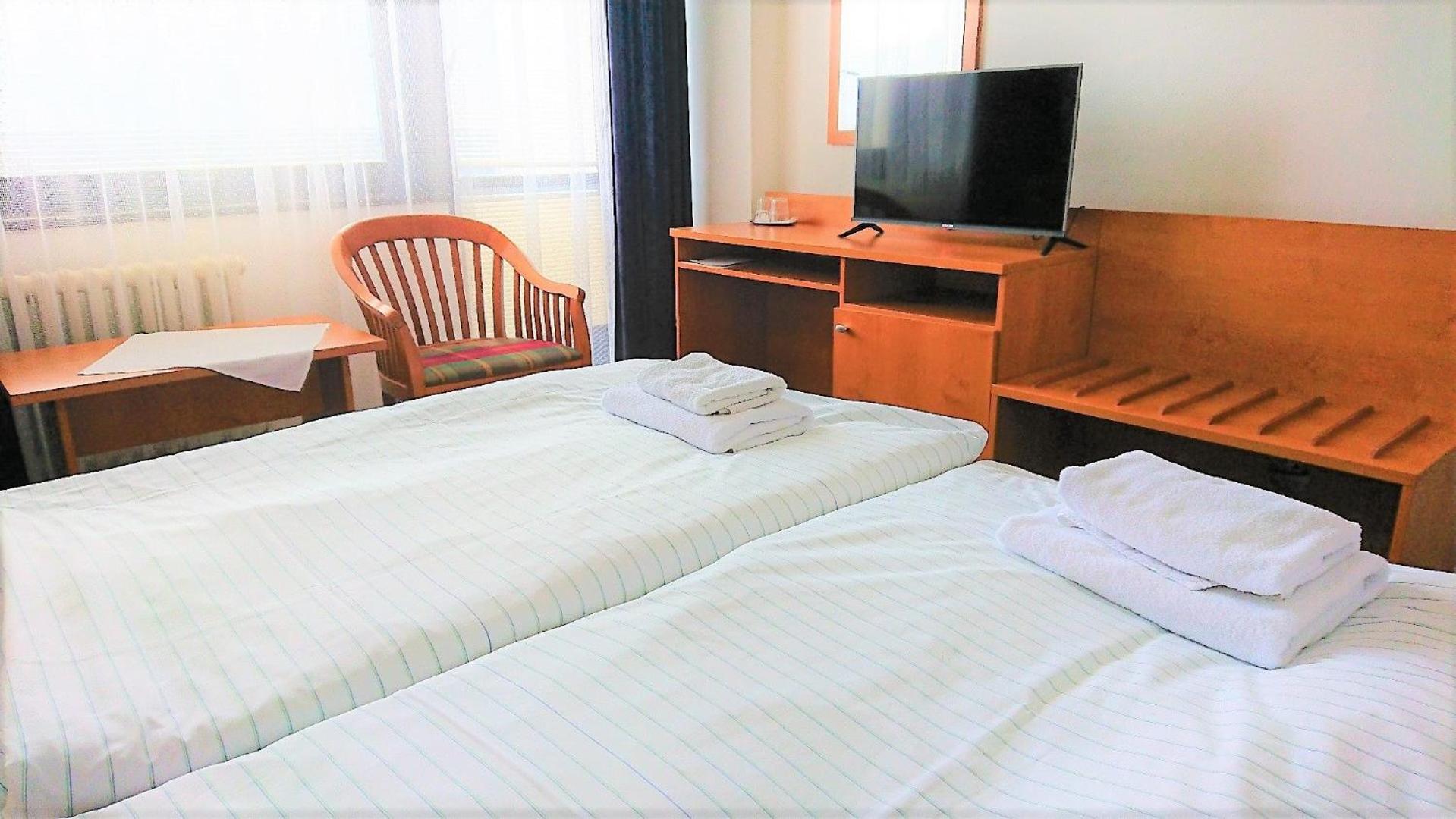 Standard Double Room - Photo 4