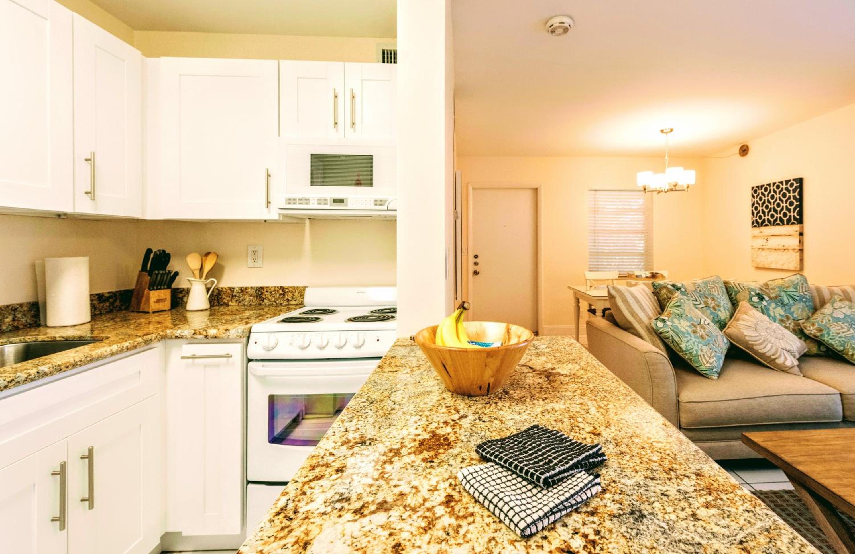 South Beach One-Bedroom - Photo 6