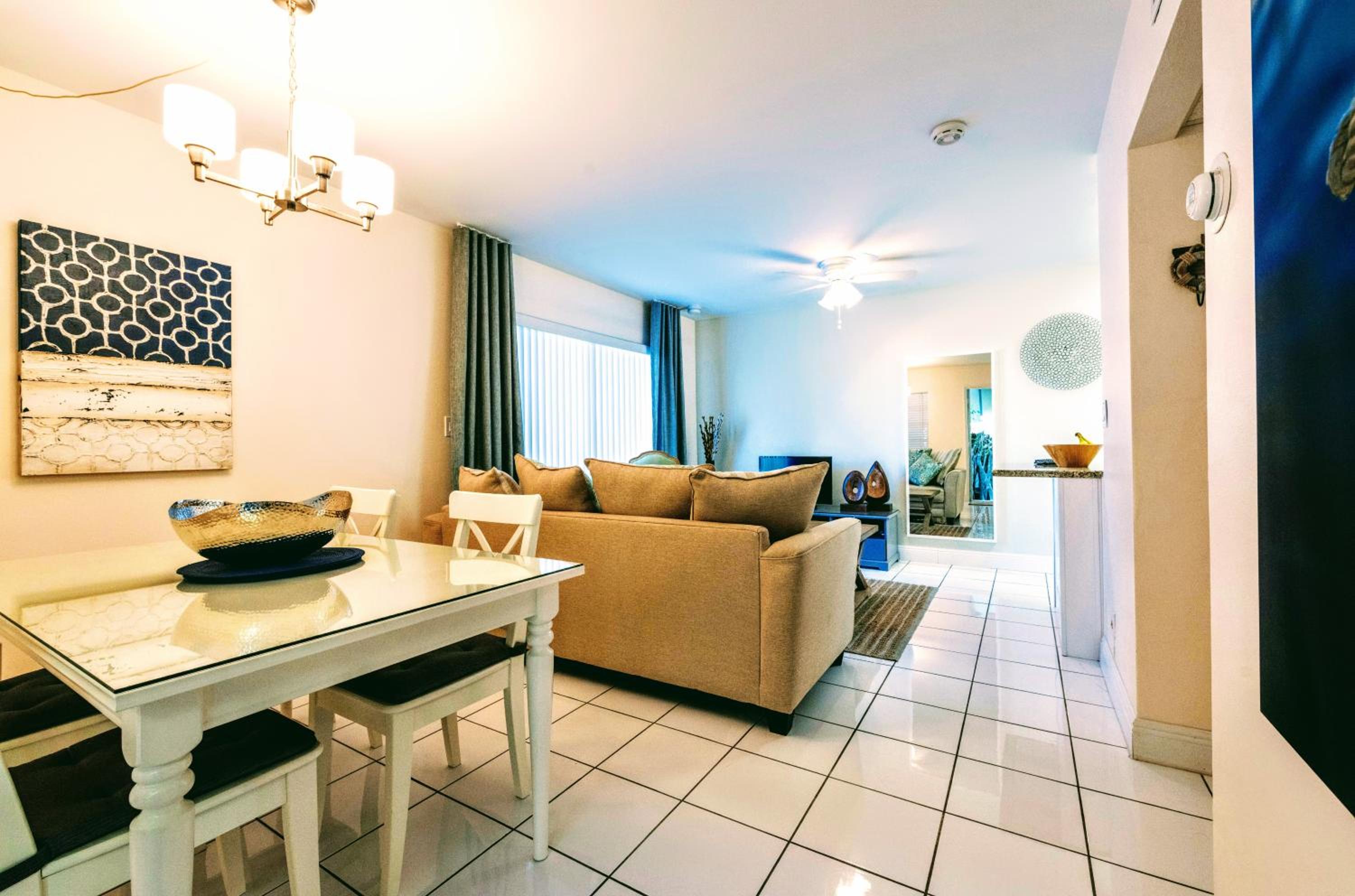 South Beach One-Bedroom - Photo 10