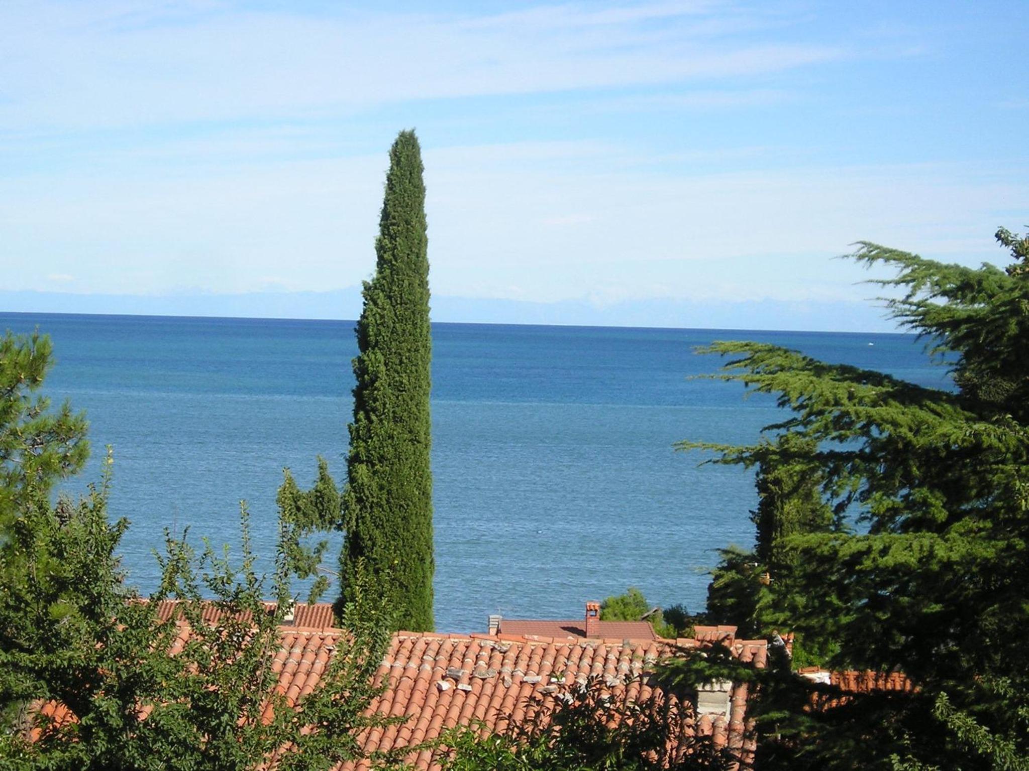 Two-Bedroom Apartment with Terrace with Sea View - Photo 4