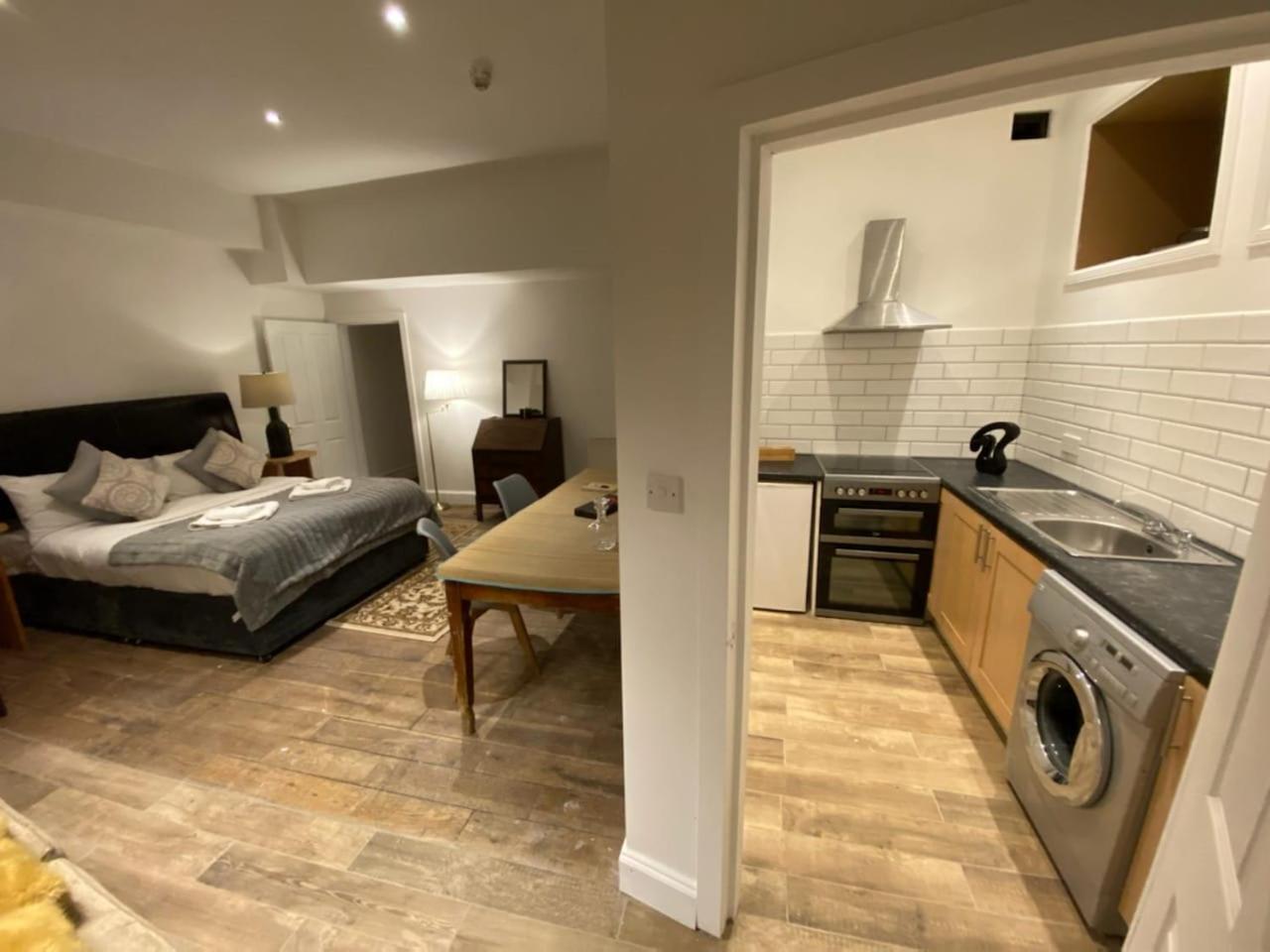 Suite - Ground Floor BG