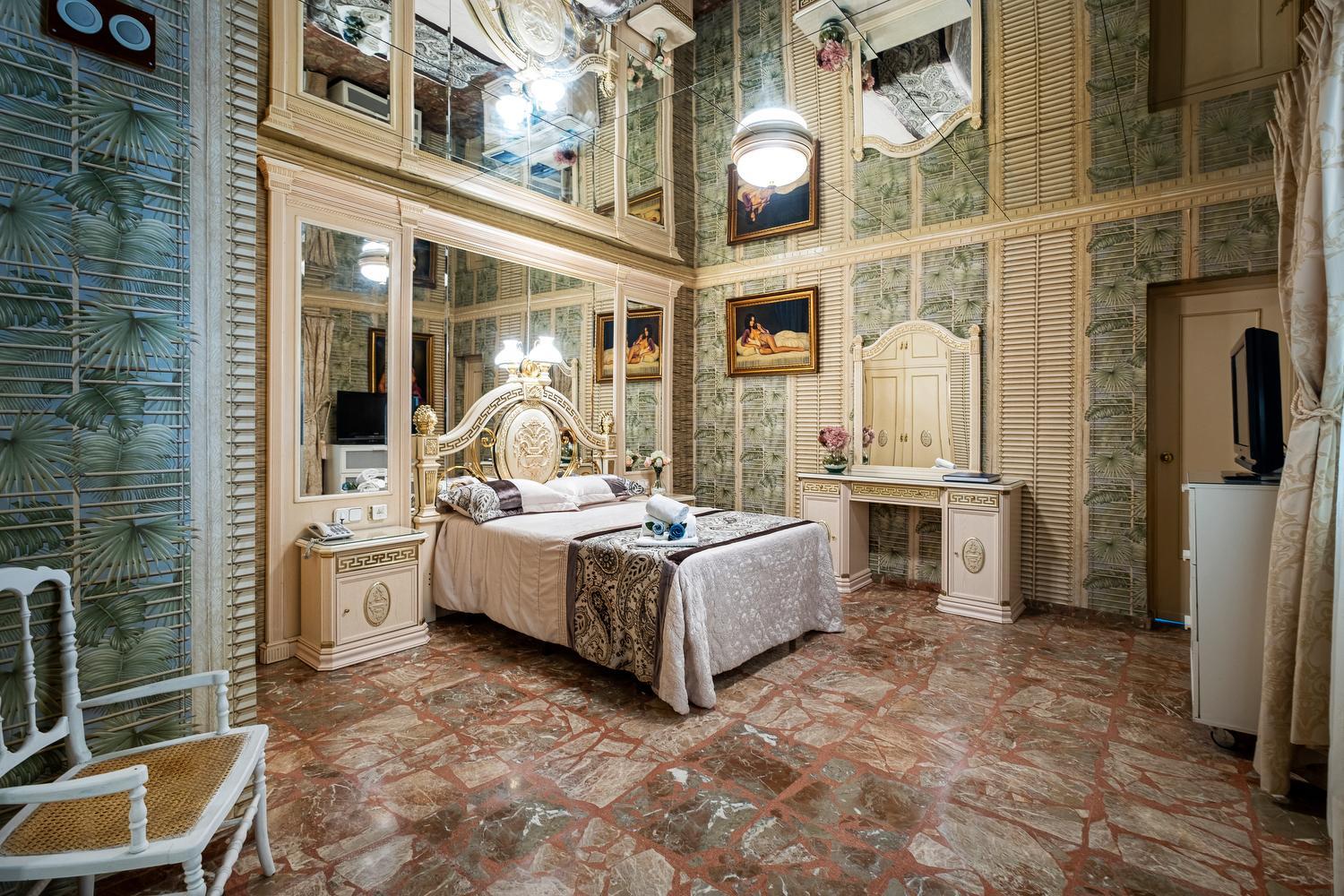 Superior Double Room - Photo 1