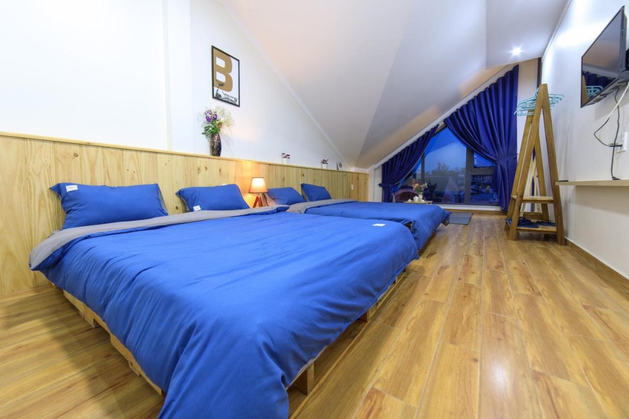 Deluxe Family Suite