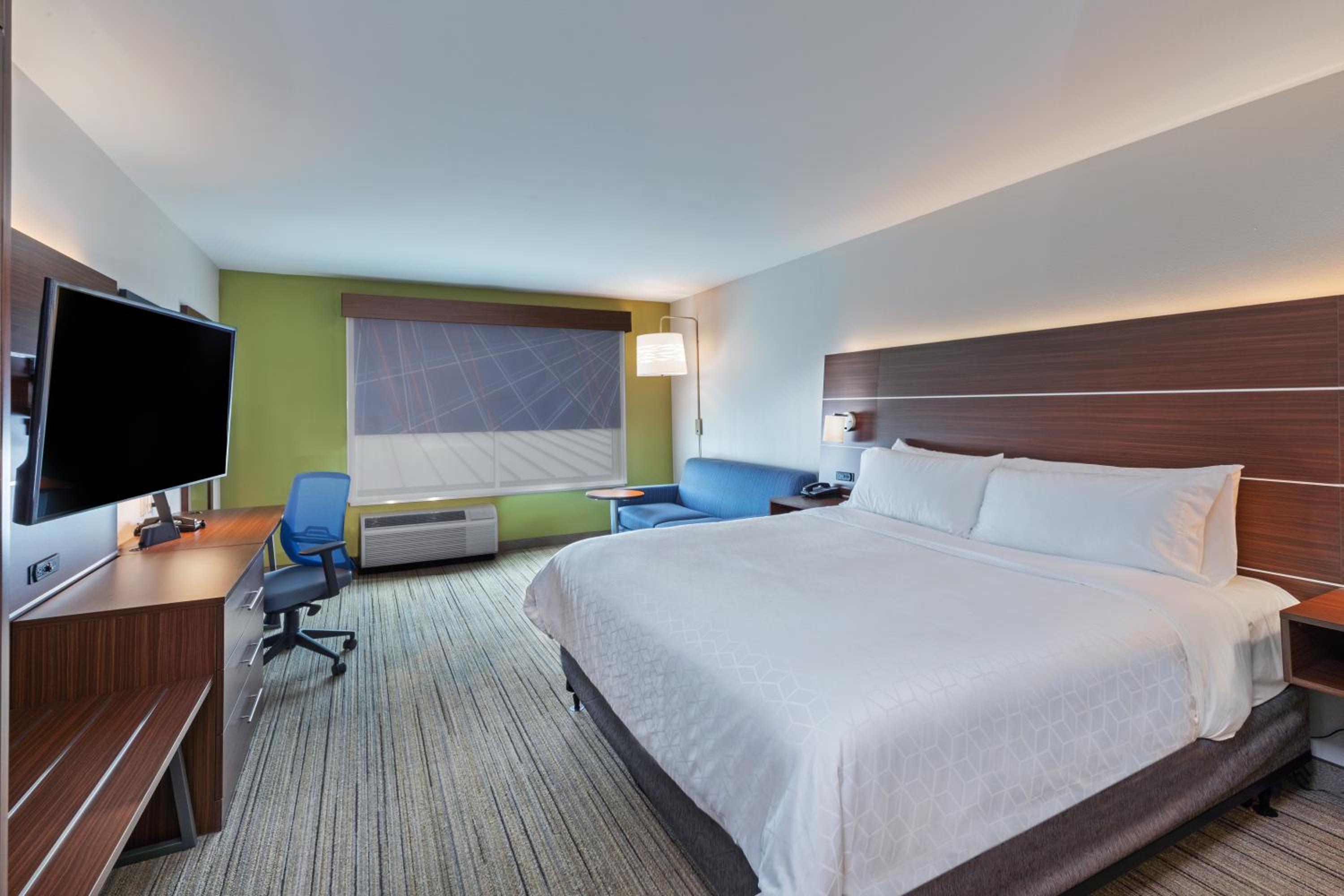 King Suite - Photo 4