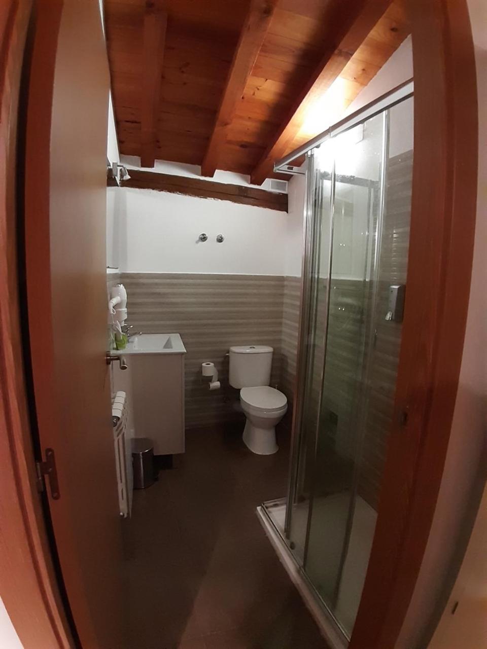 Four-Bedroom House - Photo 21