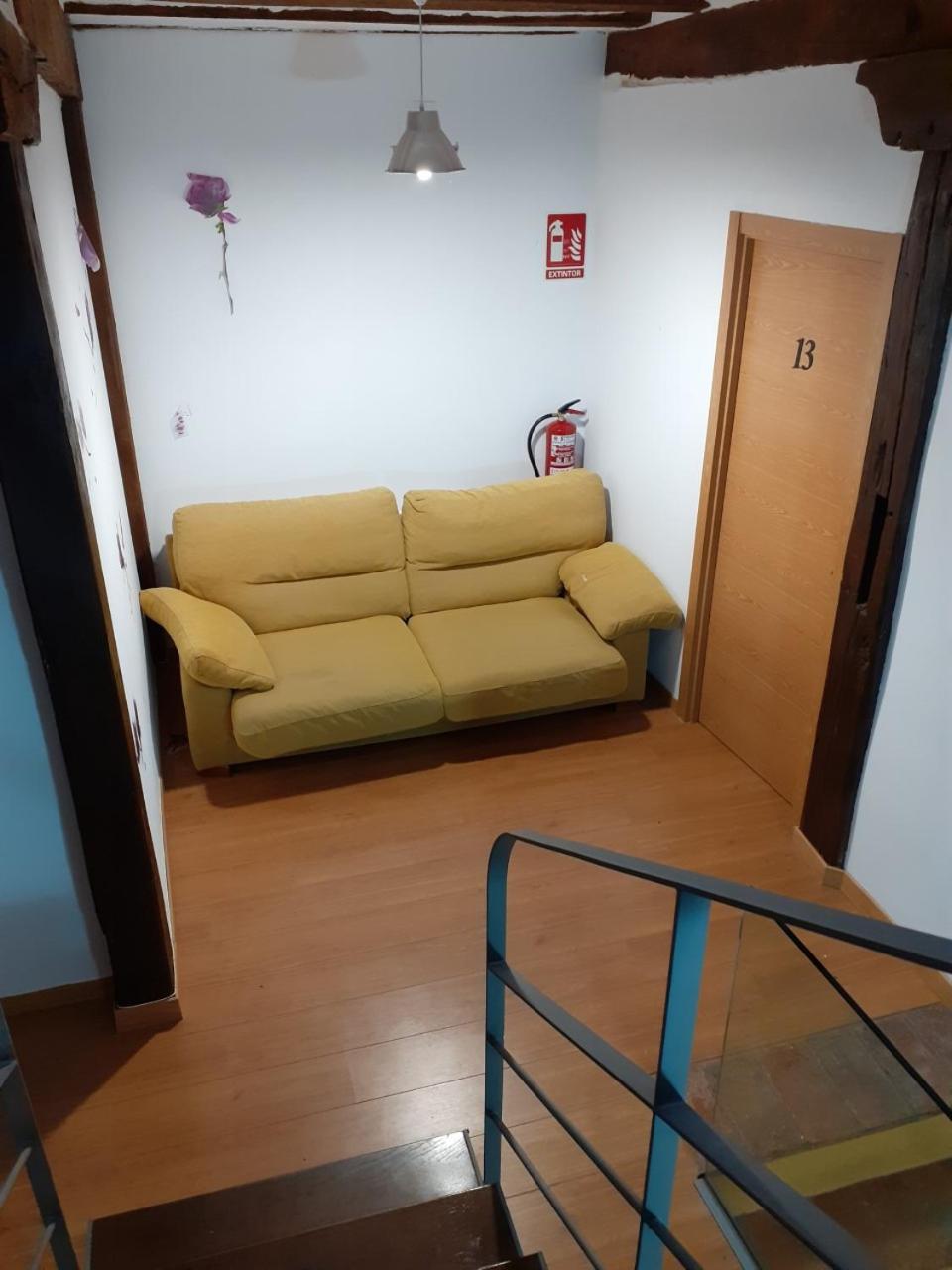 Four-Bedroom House - Photo 7