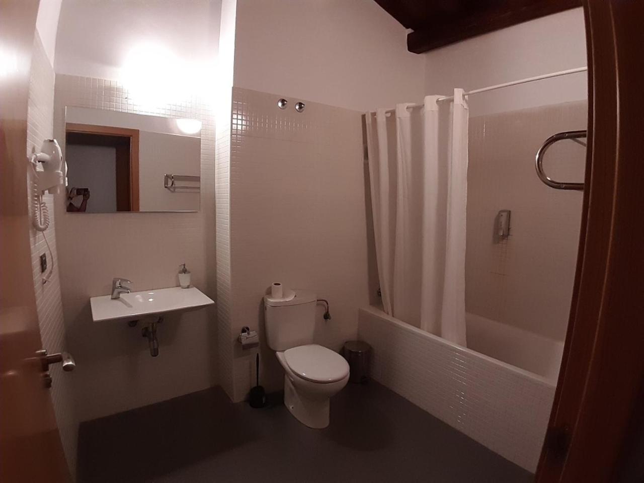 Four-Bedroom House - Photo 14