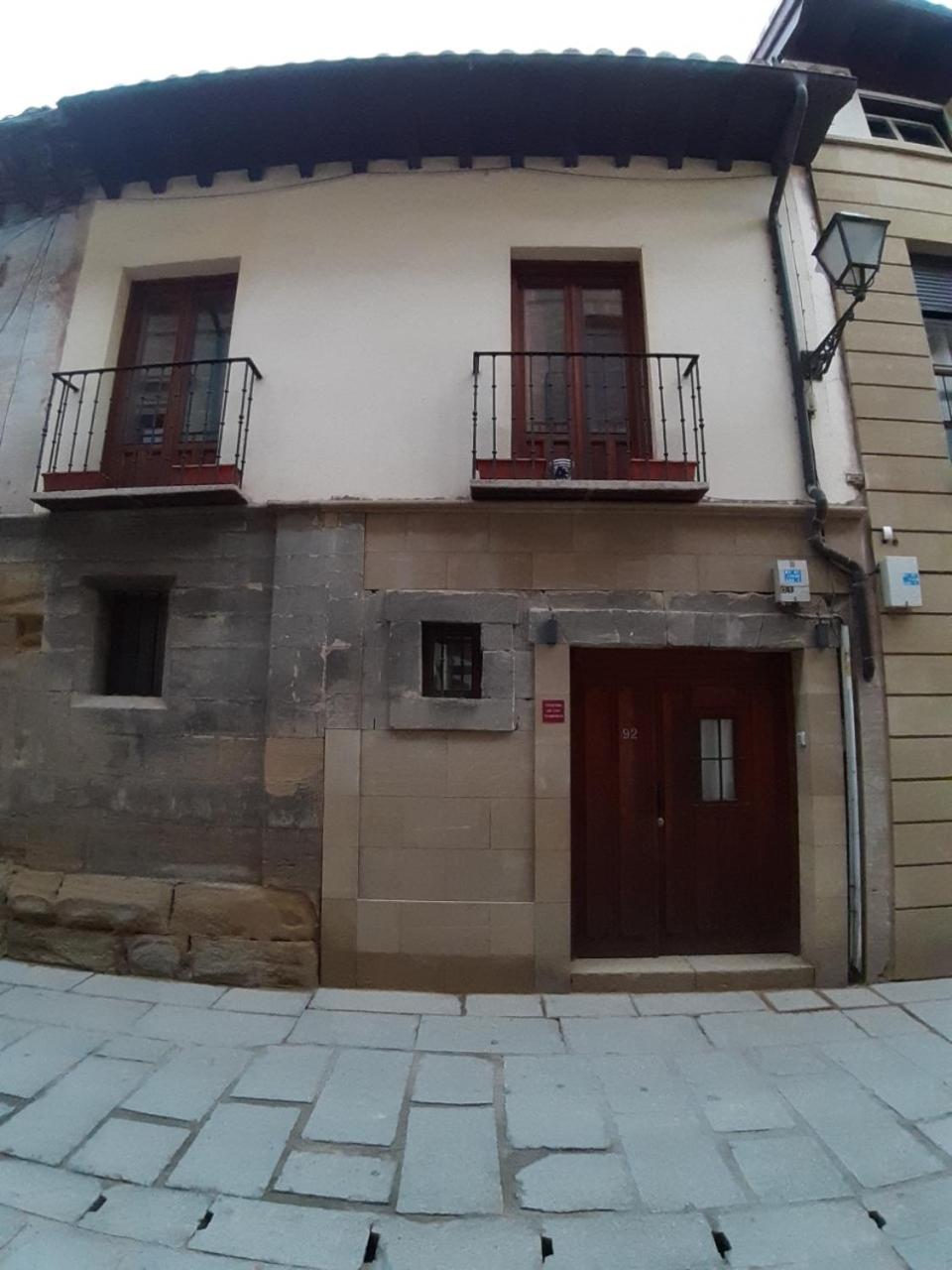 Four-Bedroom House - Photo 18