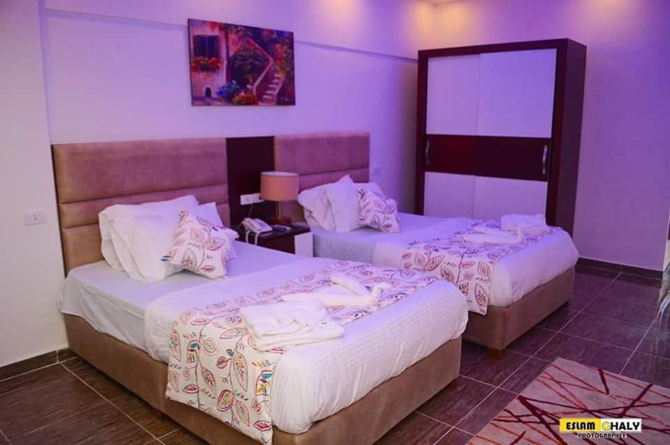 Double or Twin Room - Photo 9